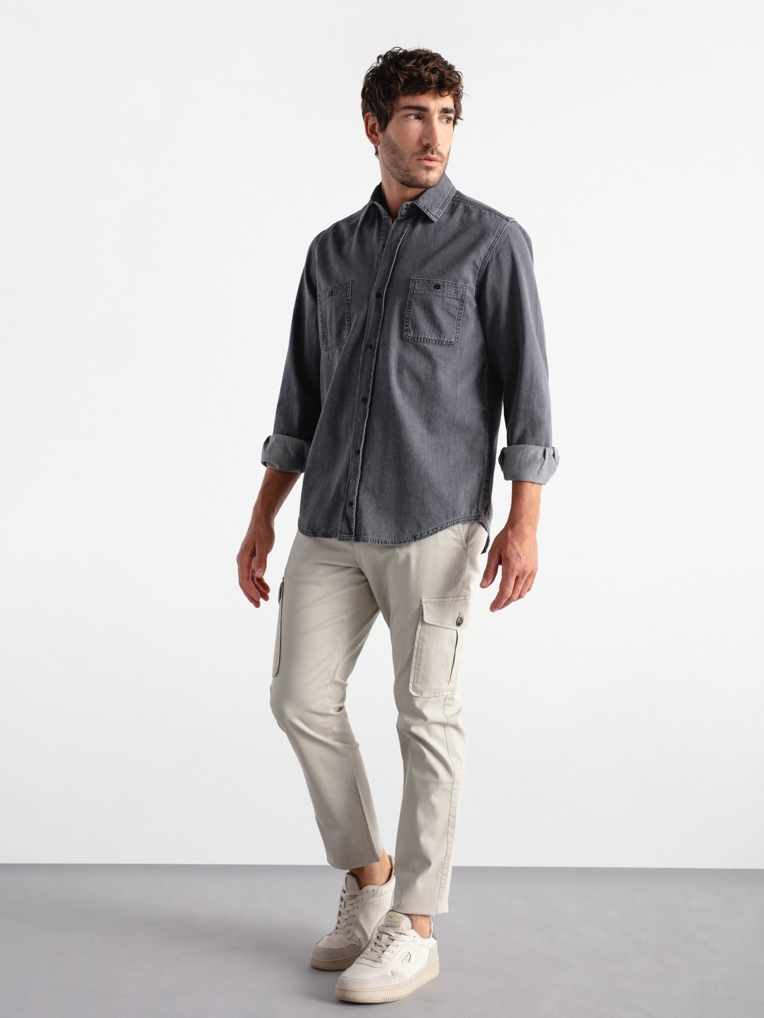 Pantalón chino cargo