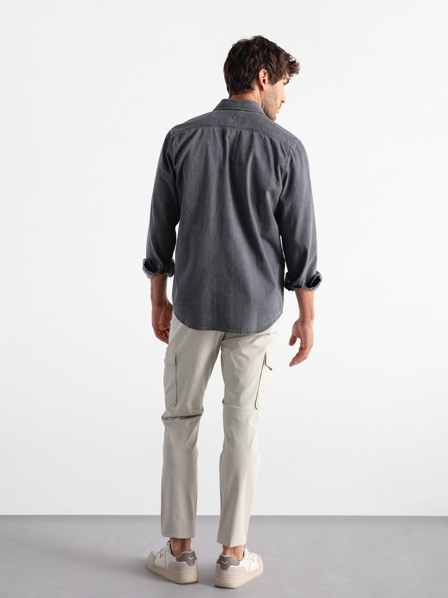 Pantalón chino cargo