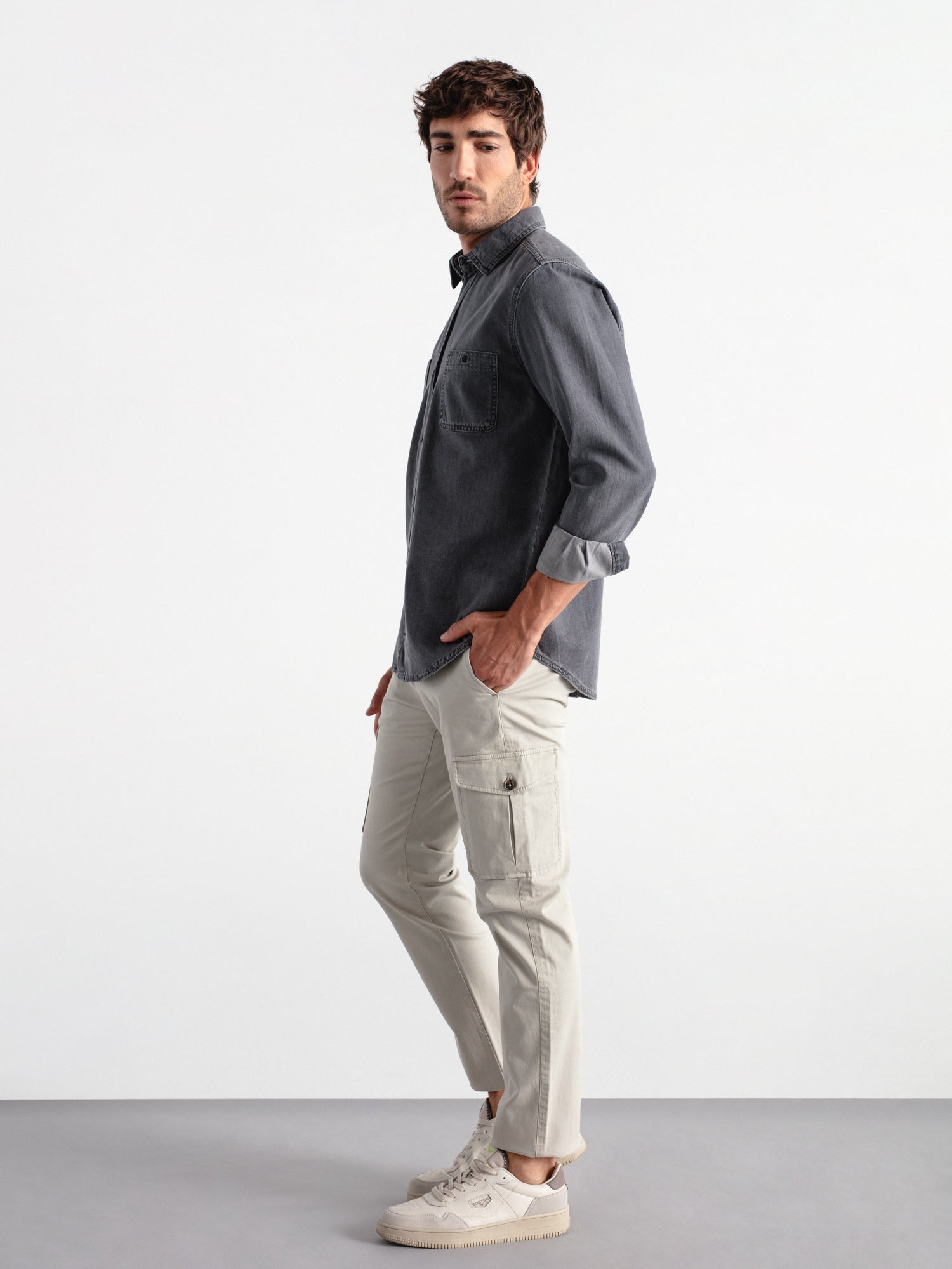 Pantalón chino cargo