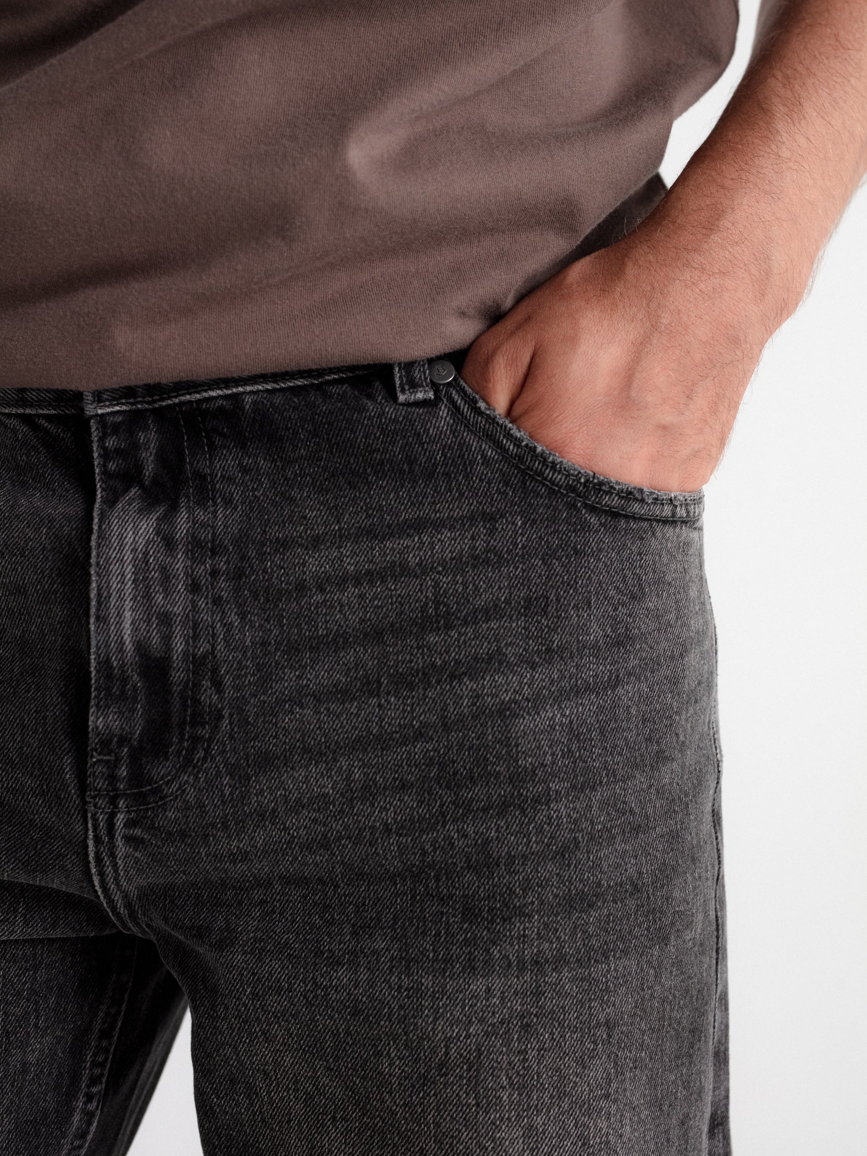 Pantalón tejano tapered