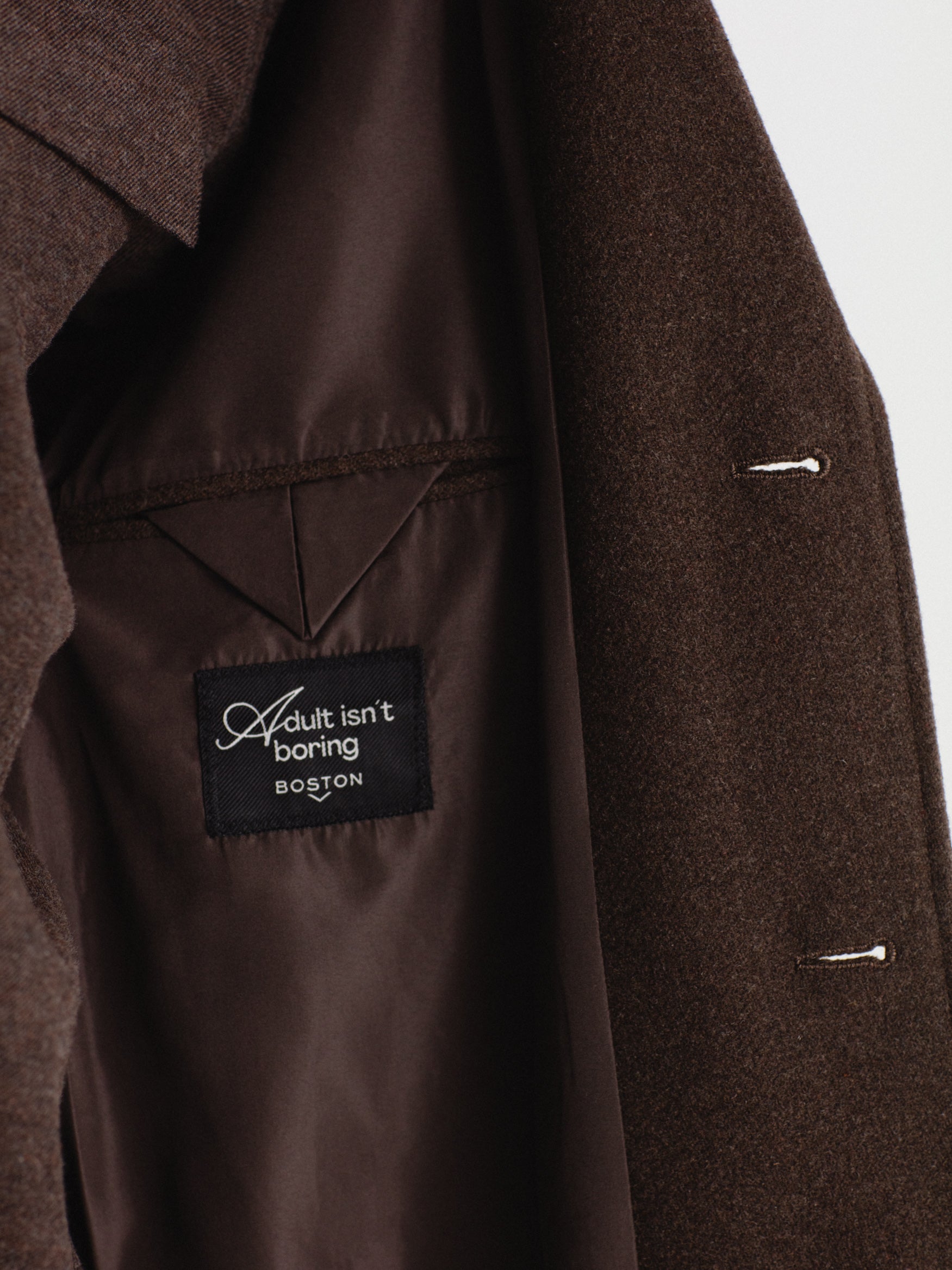 Abrigo lana cuello solapa