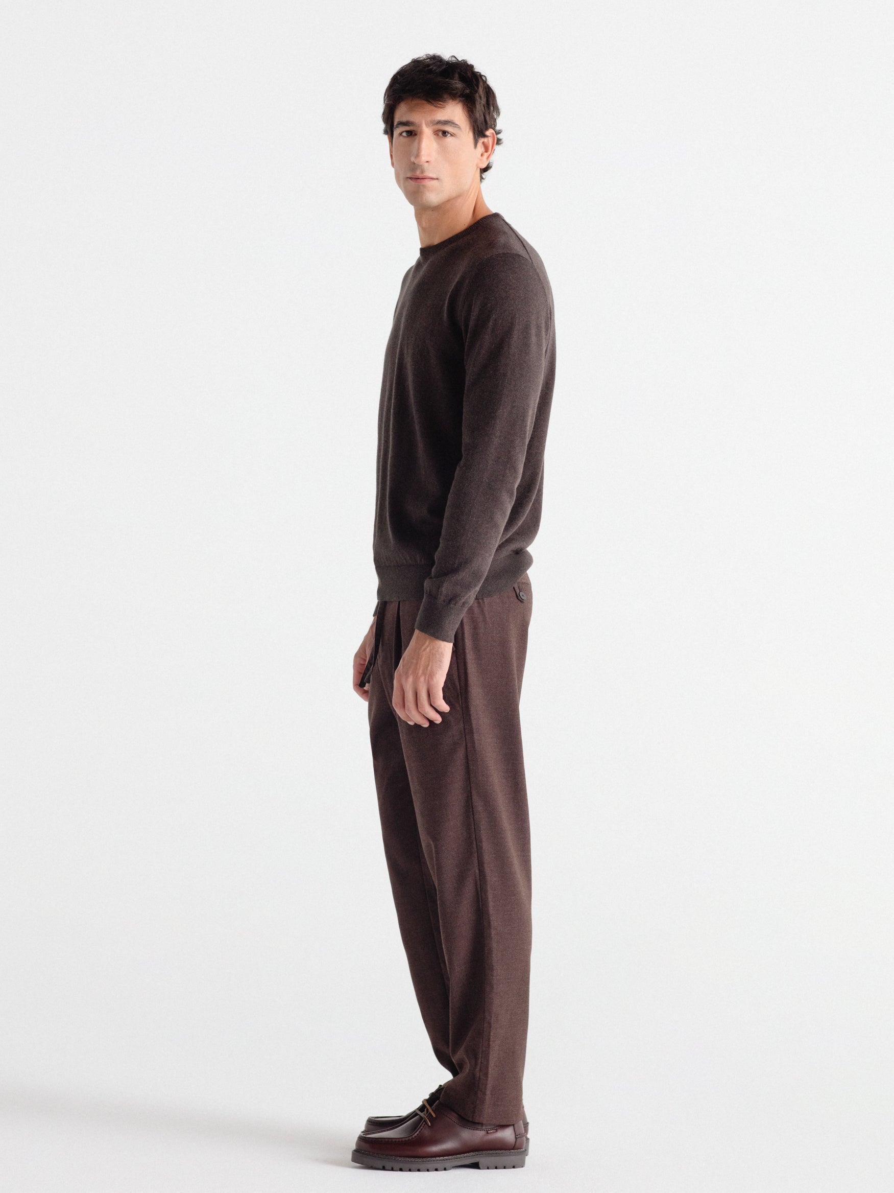 Pantalón smart falso liso