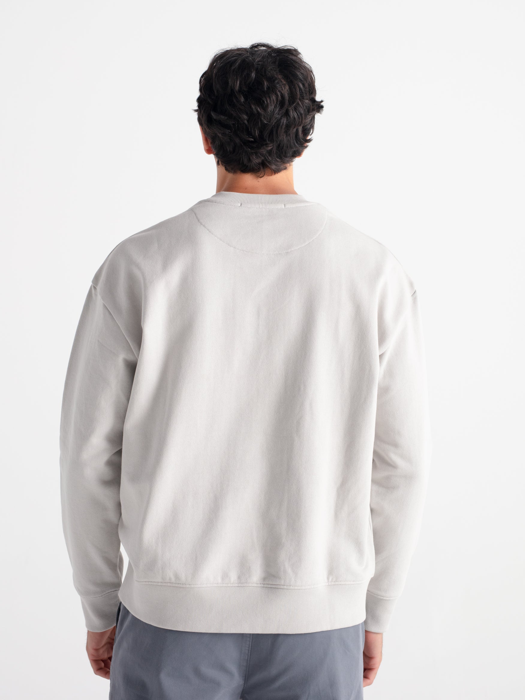 Sudadera oversize bordado stories