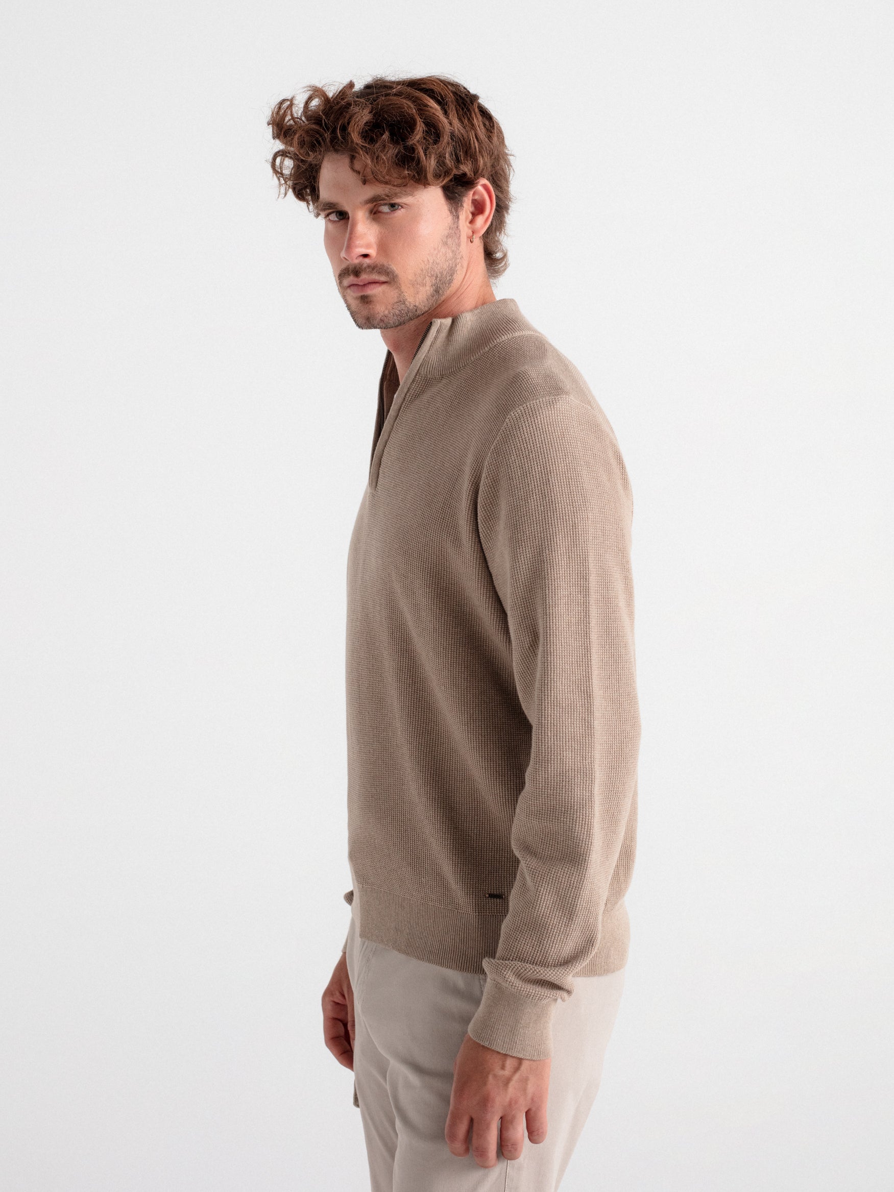 Jersey cuello chimenea