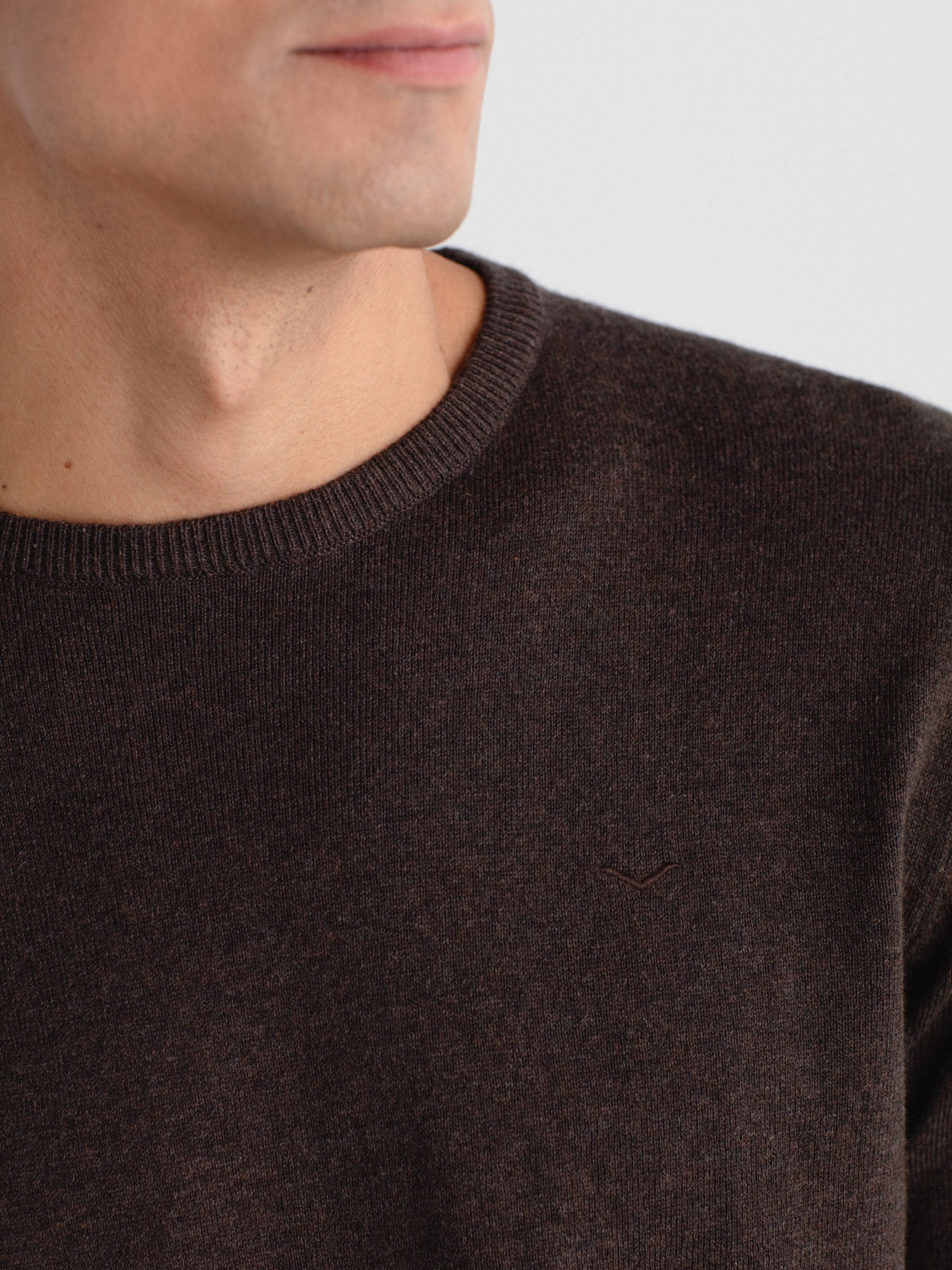 Jersey con cashmere cuello caja