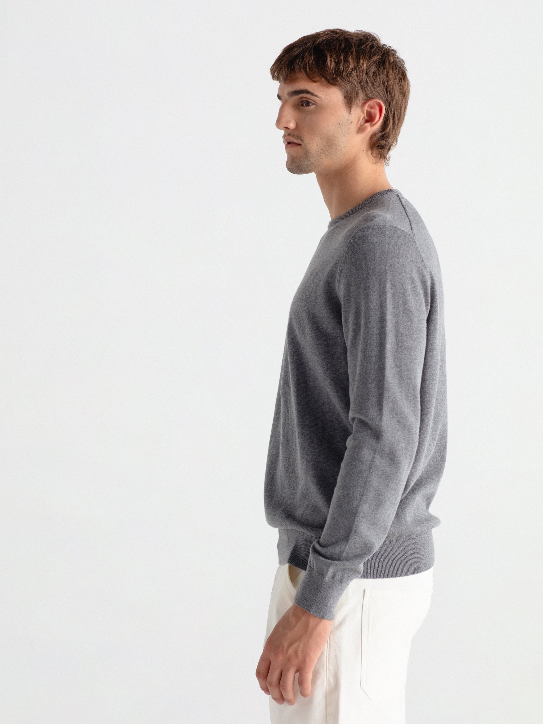 Cashmere box neck sweater