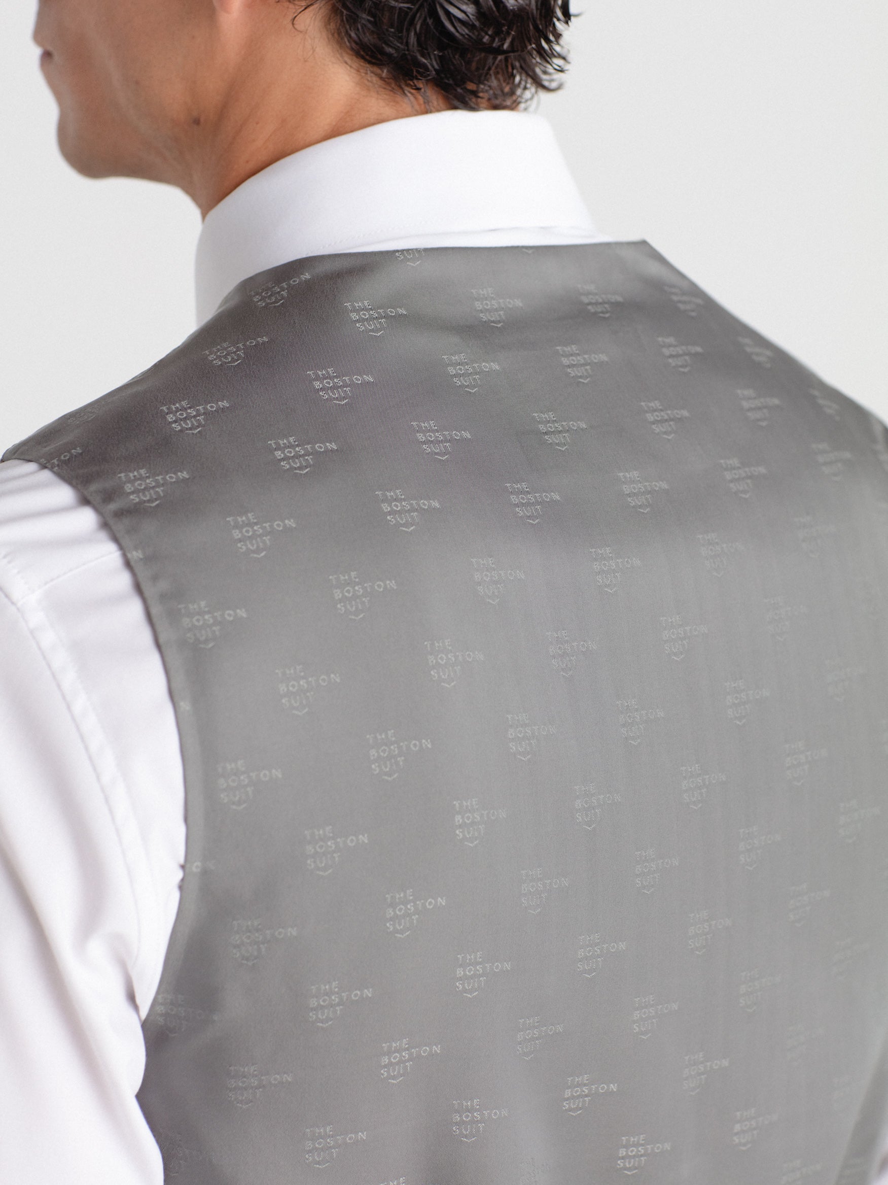 Chaleco traje falso liso