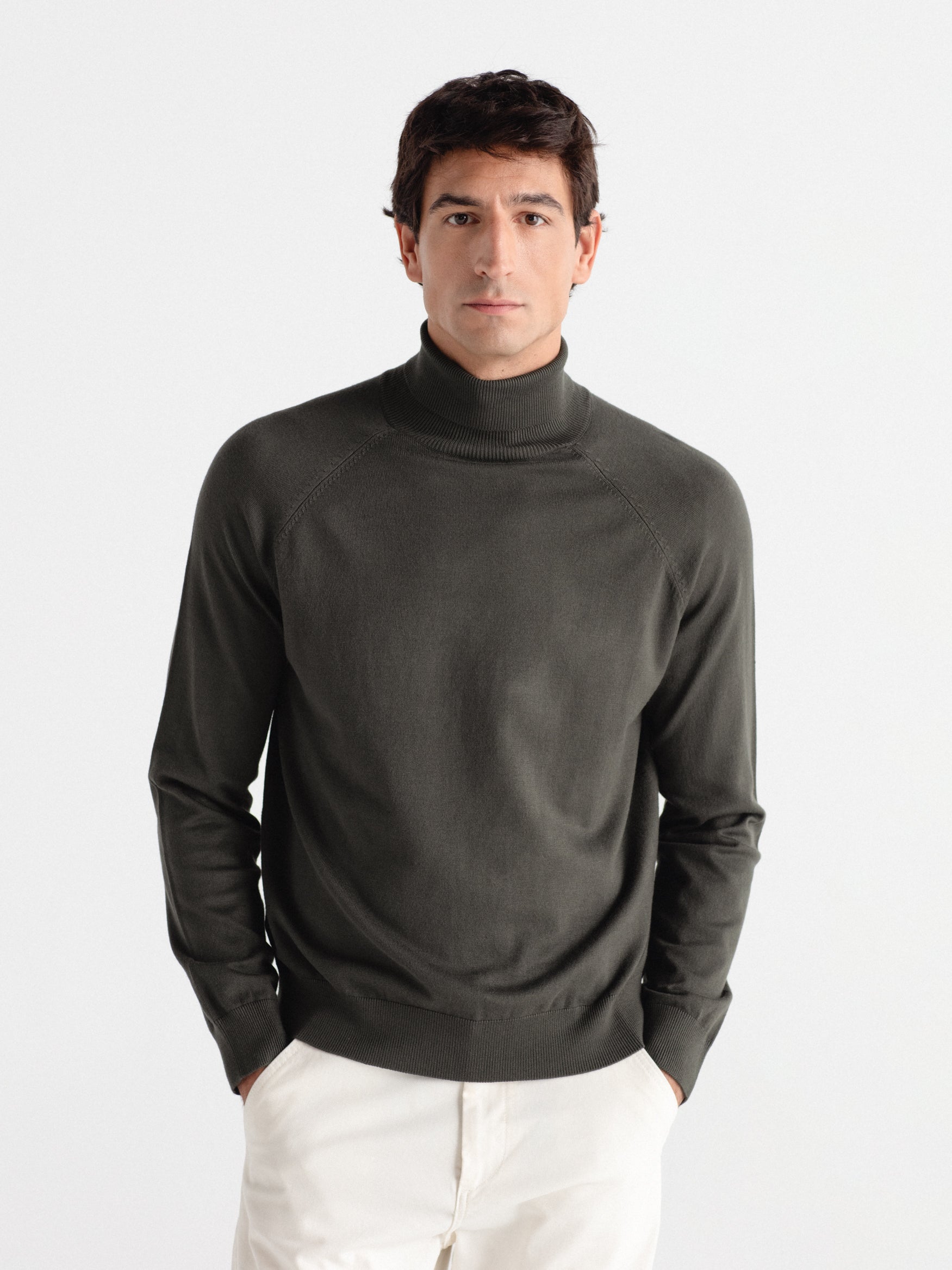 Turtle neck sweater