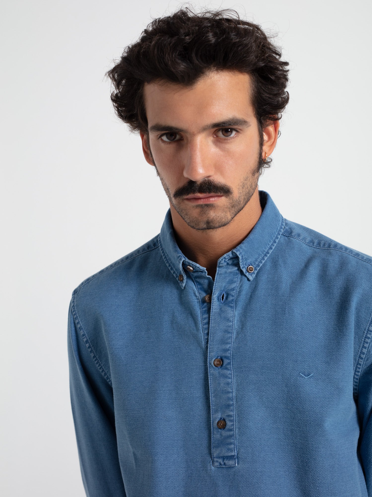 Camisa polera tejana estructura