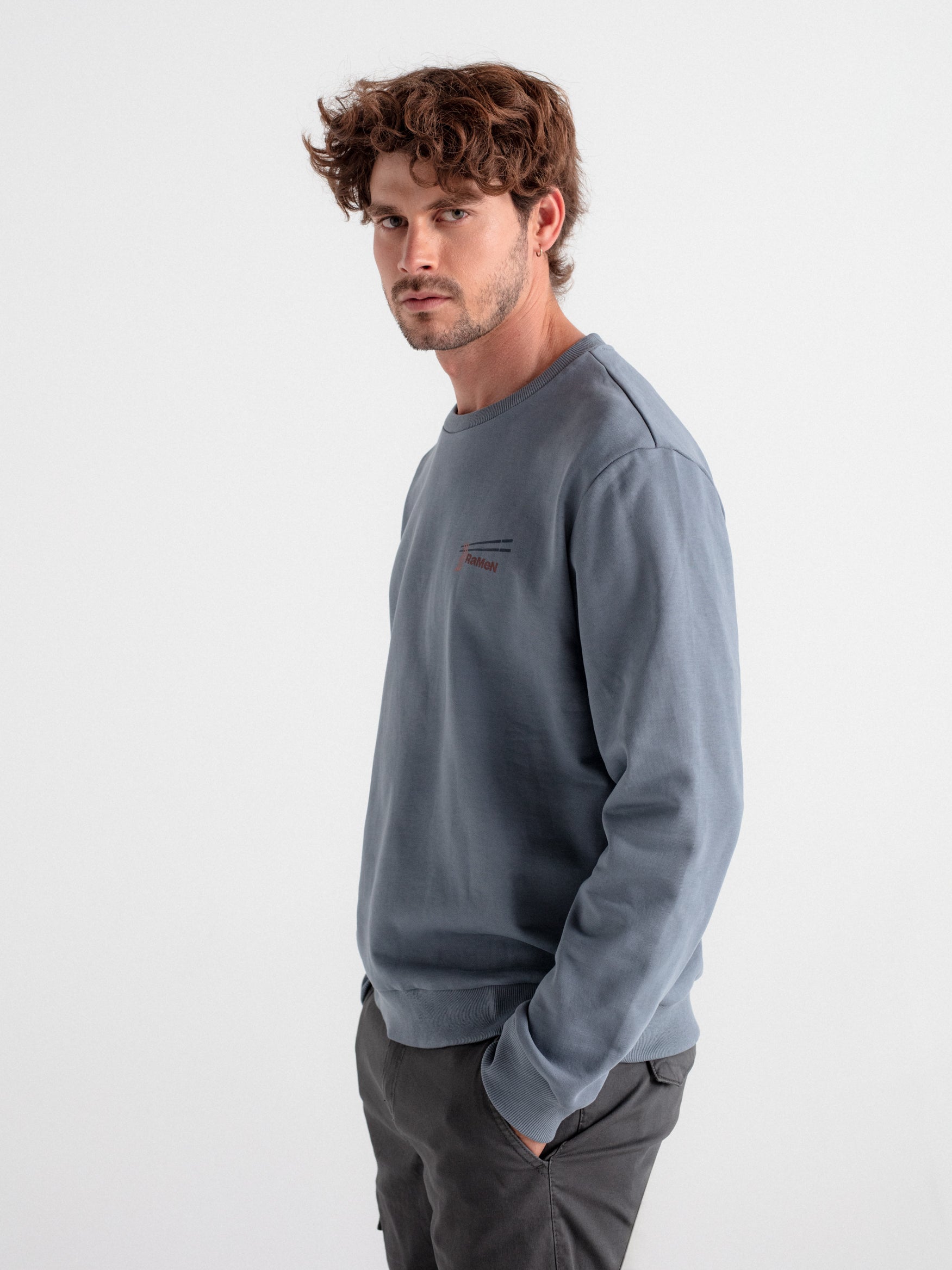 Sudadera confort gráfica abstracta