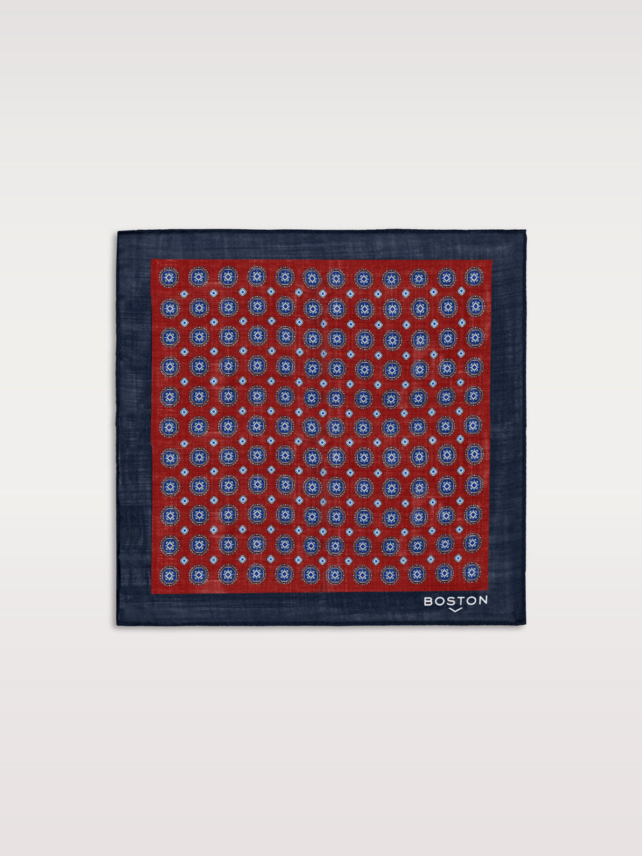 Wool scarf with medallion print.