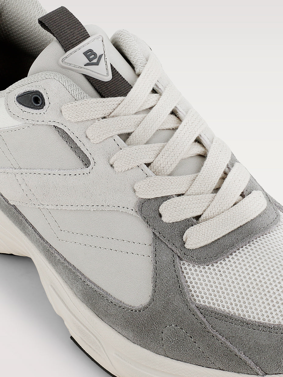 Combined sneaker running