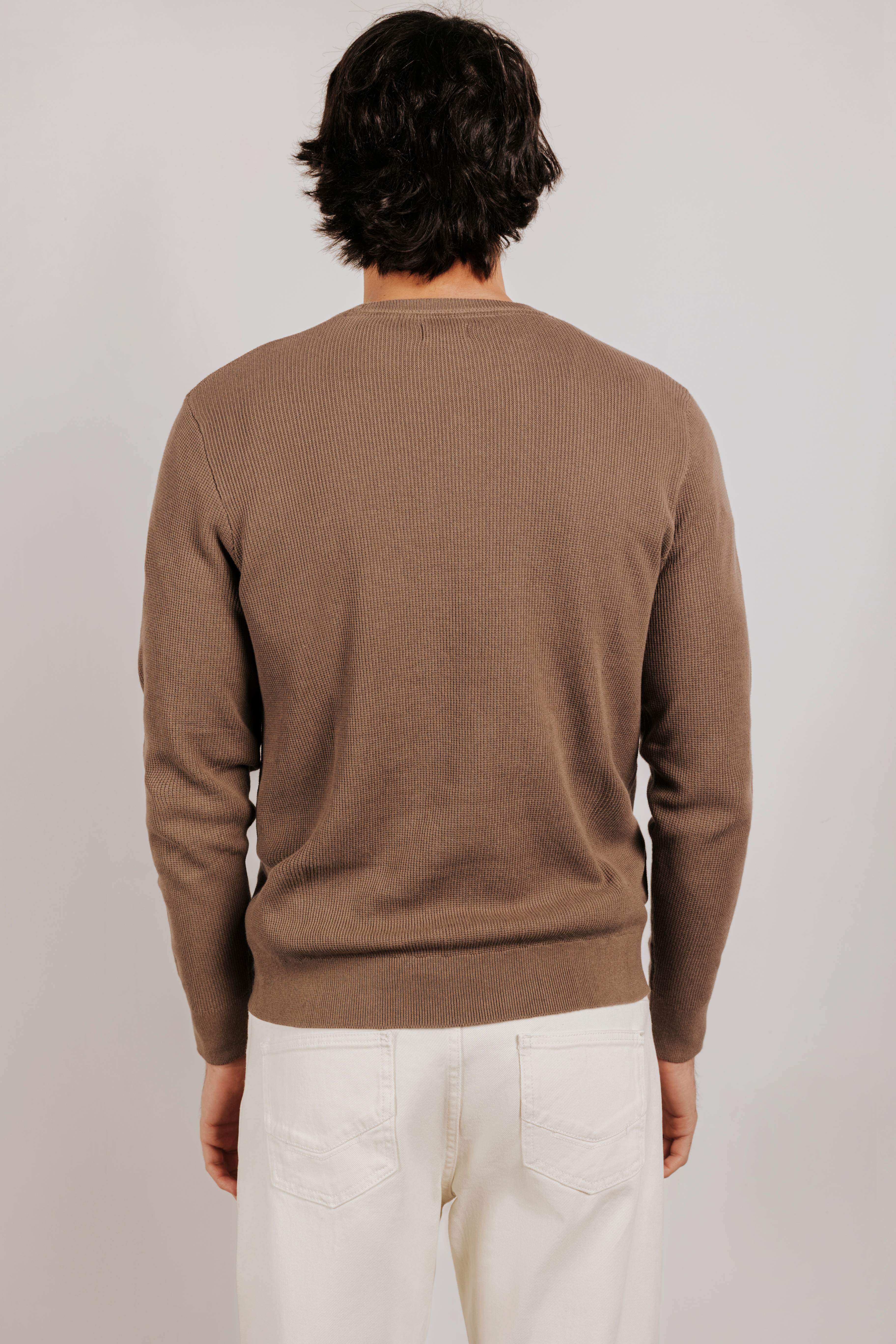 Box neck jersey structure