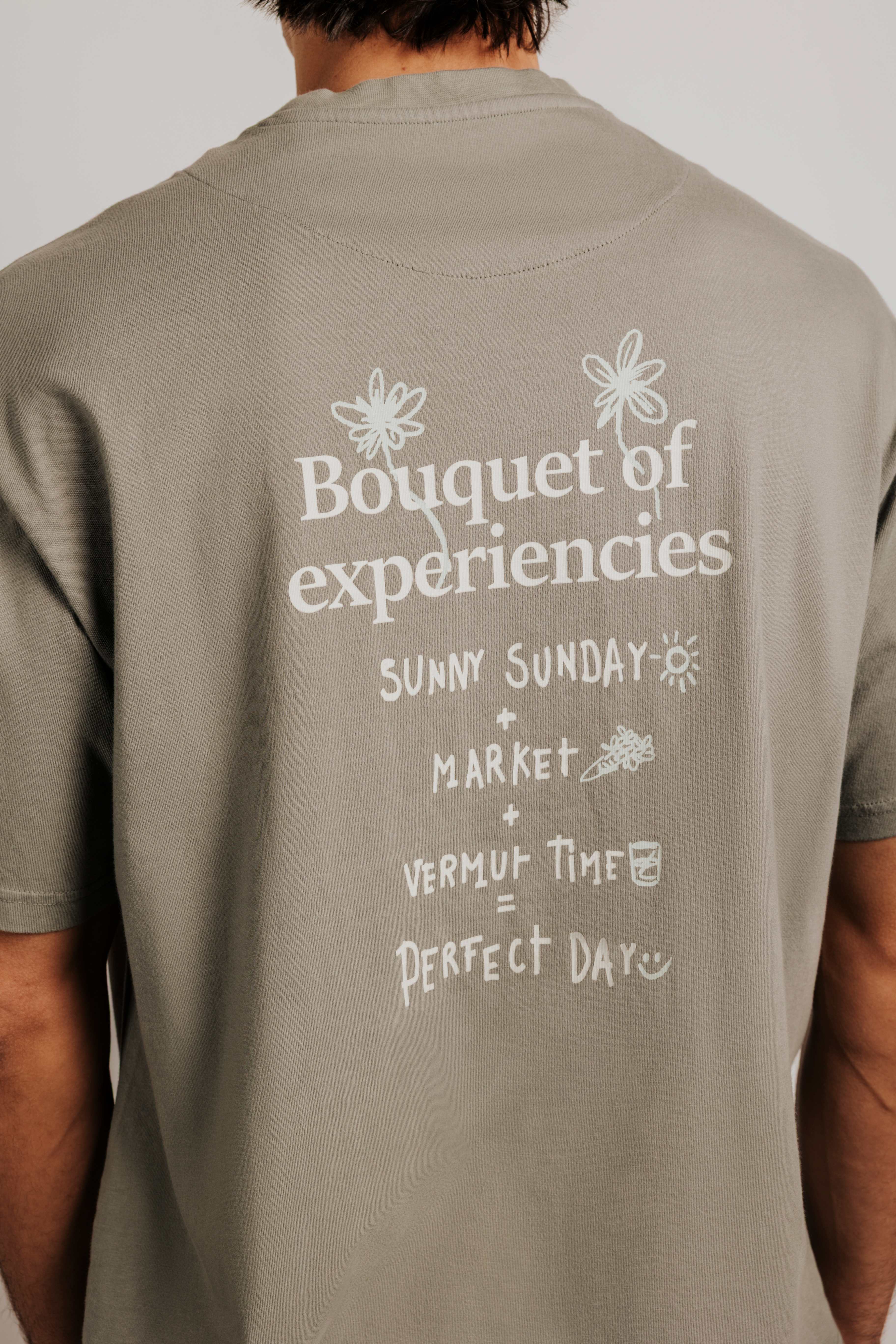 Camiseta oversize bouquet