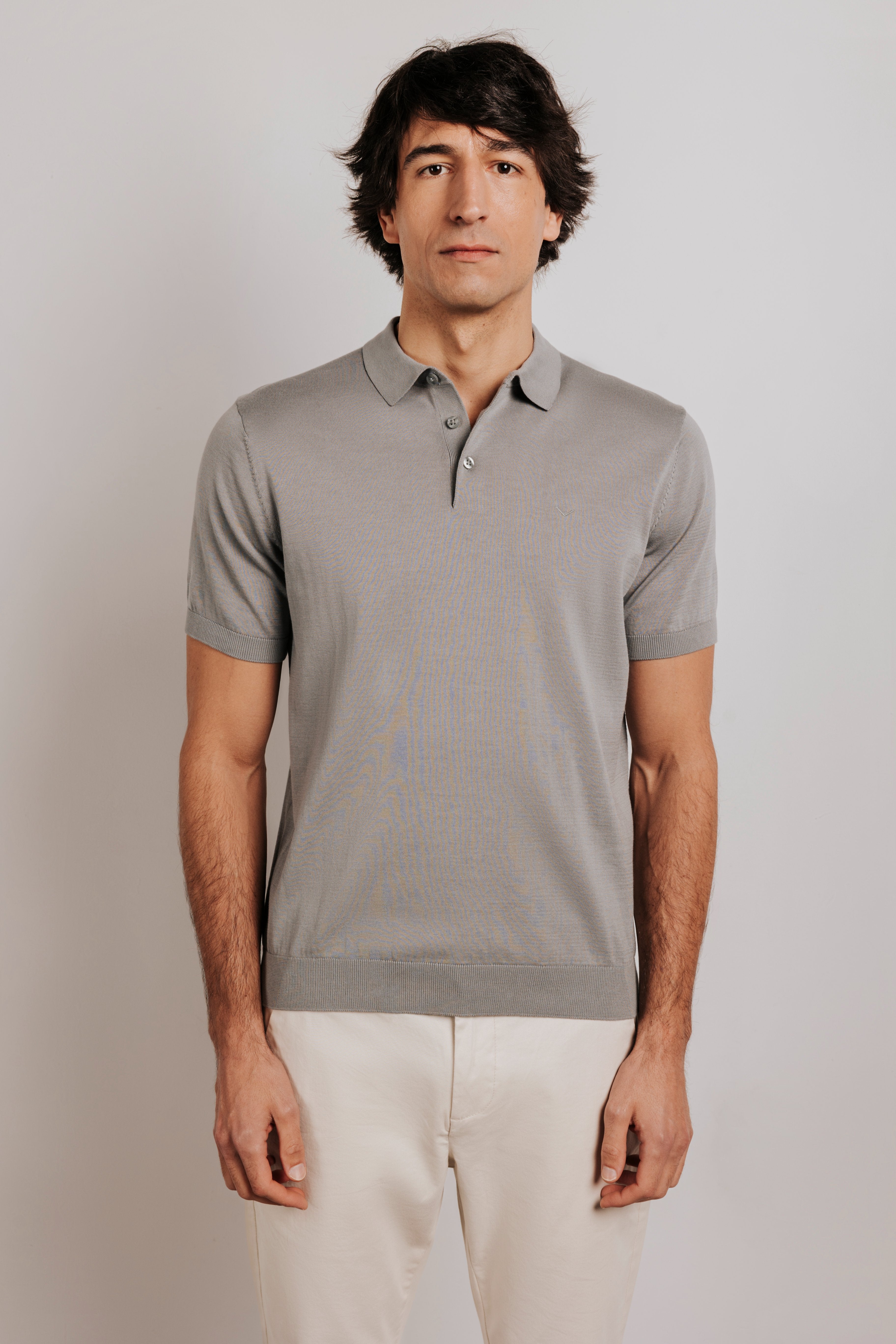Buttonless knit polo shirt