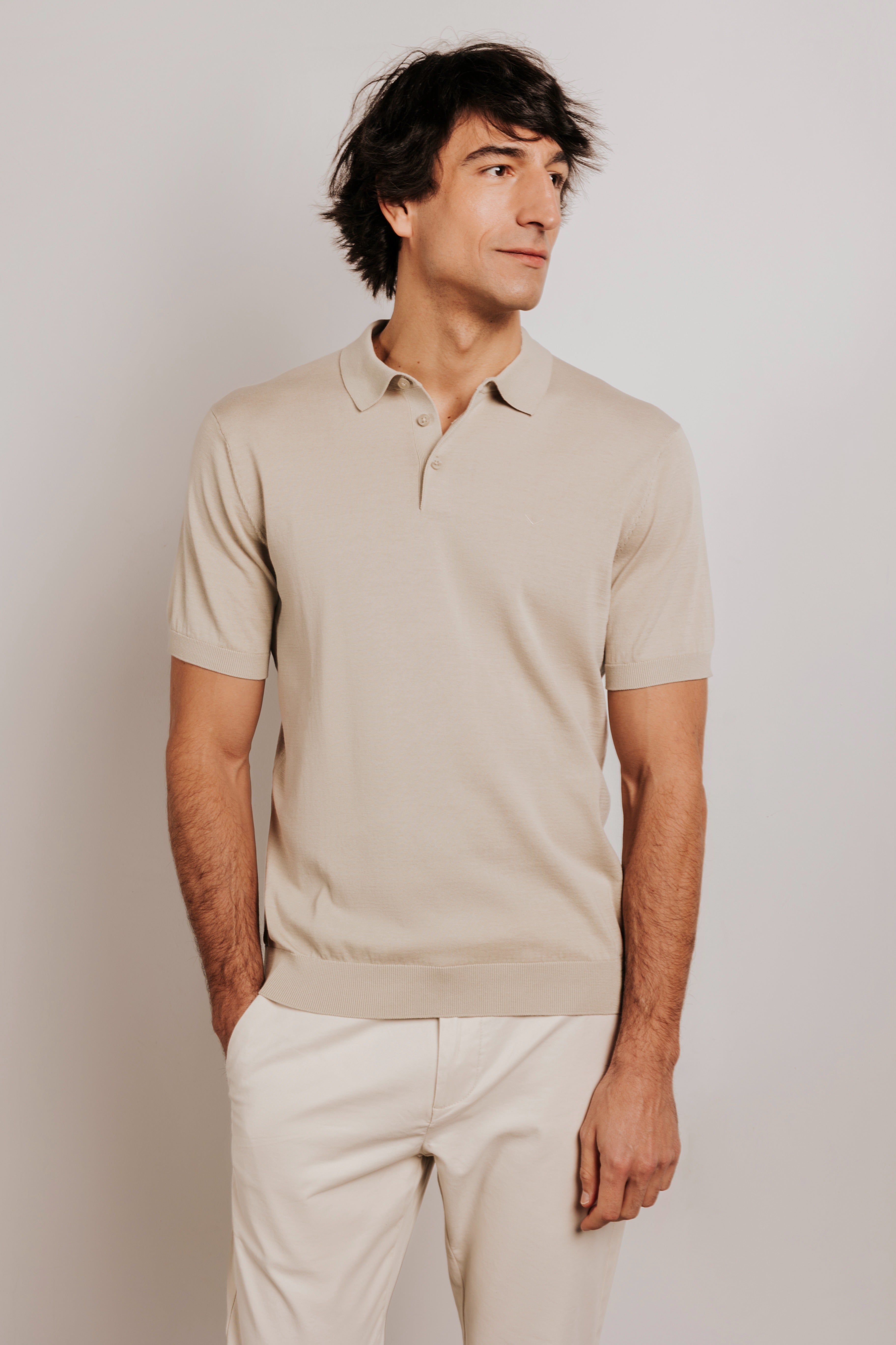 Buttonless knit polo shirt