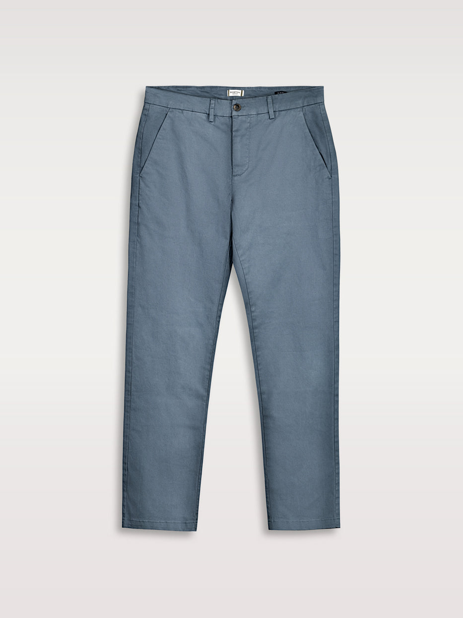 Pantalón chino slim fit esencial