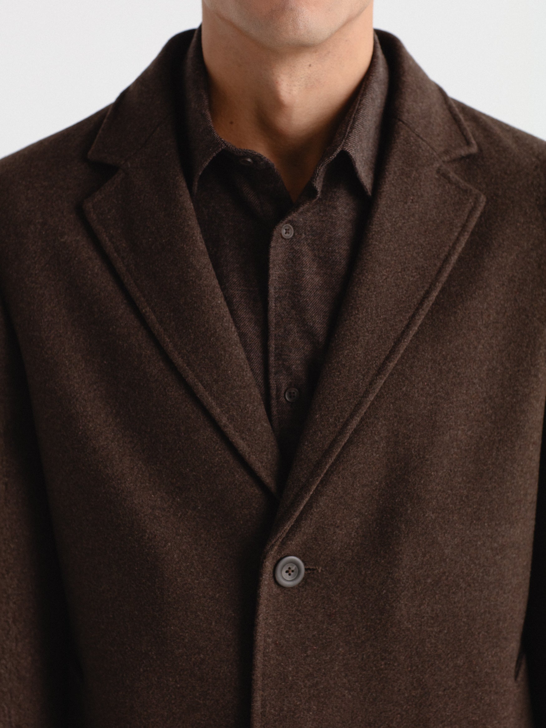 Abrigo lana cuello solapa