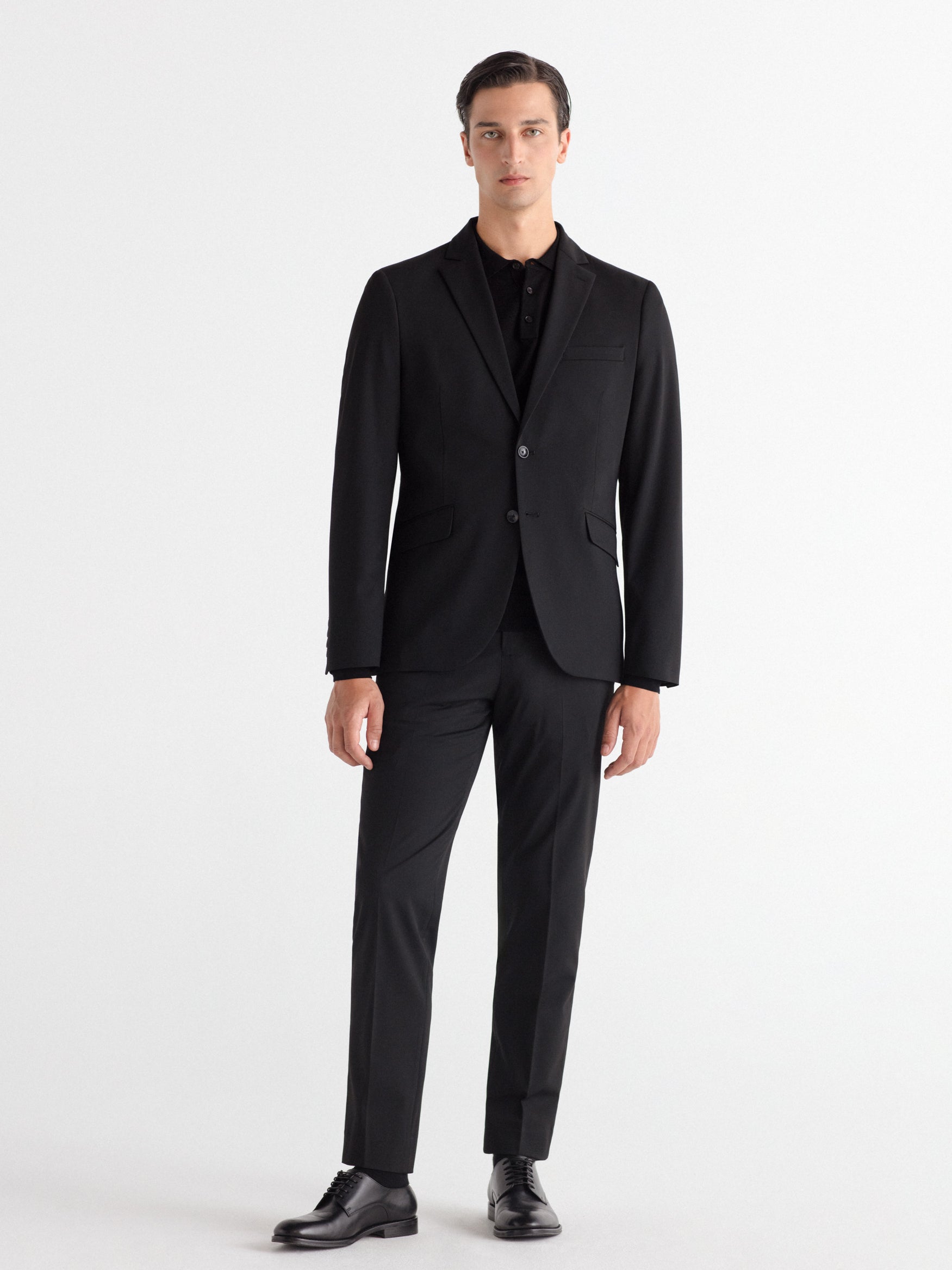 Pantalón traje slim fit liso