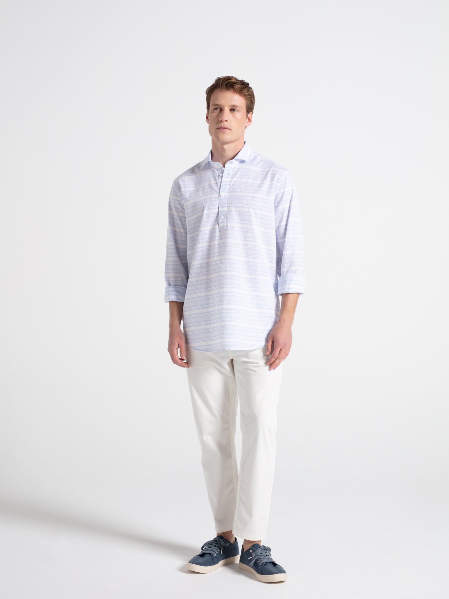 Cropped fine-knit trousers