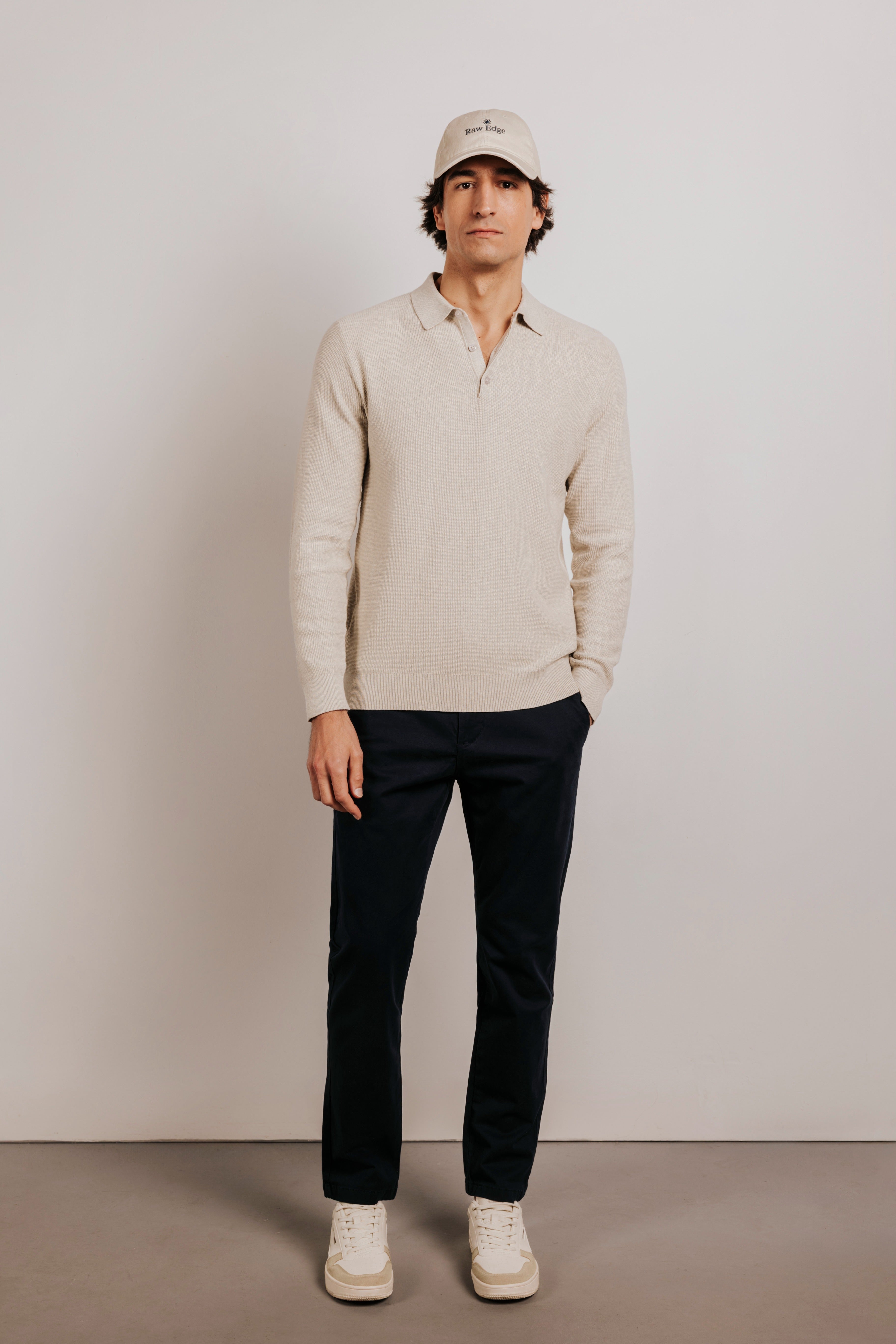 Pantalón chino slim fit esencial