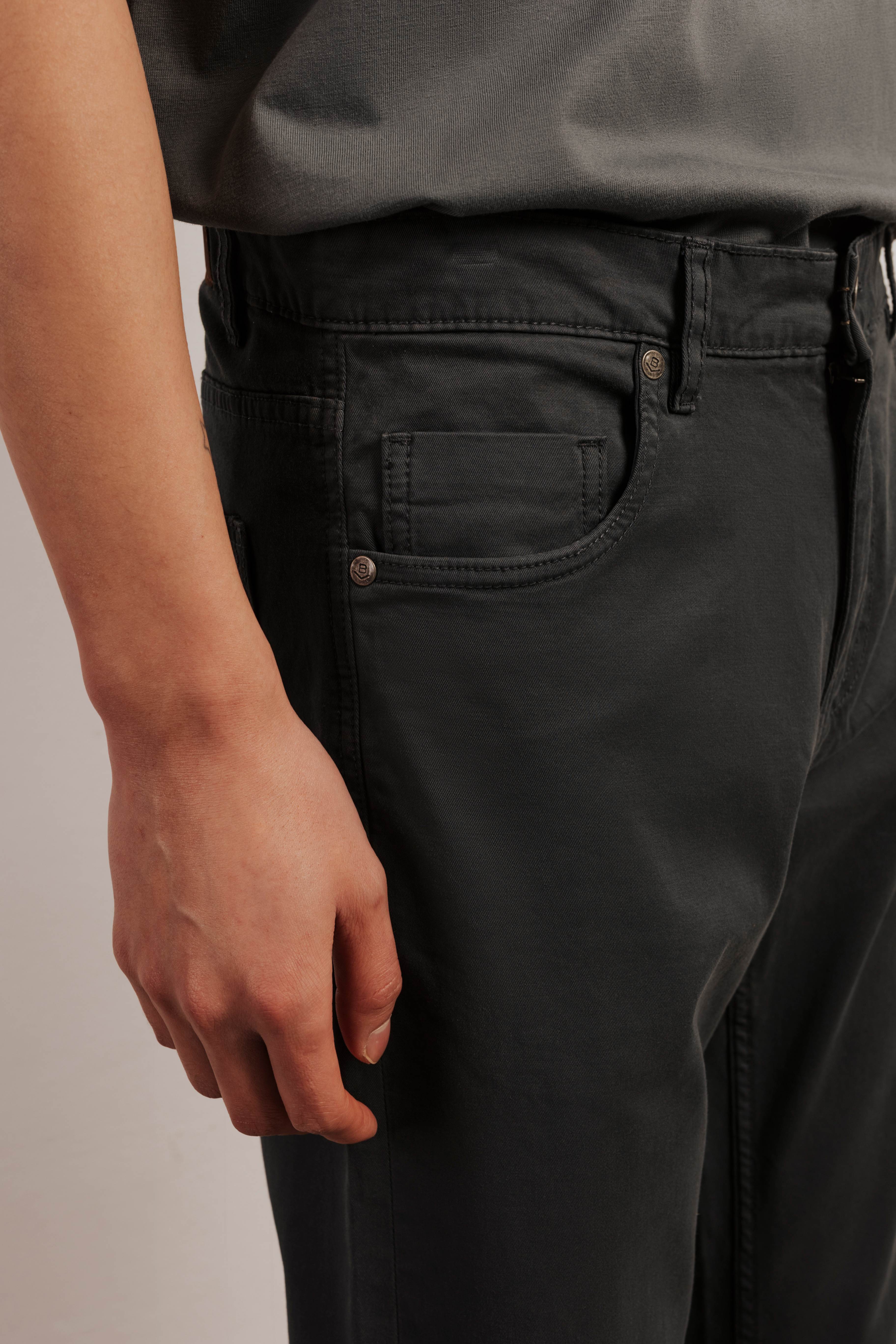 Pantalón slim fit sarga 5b