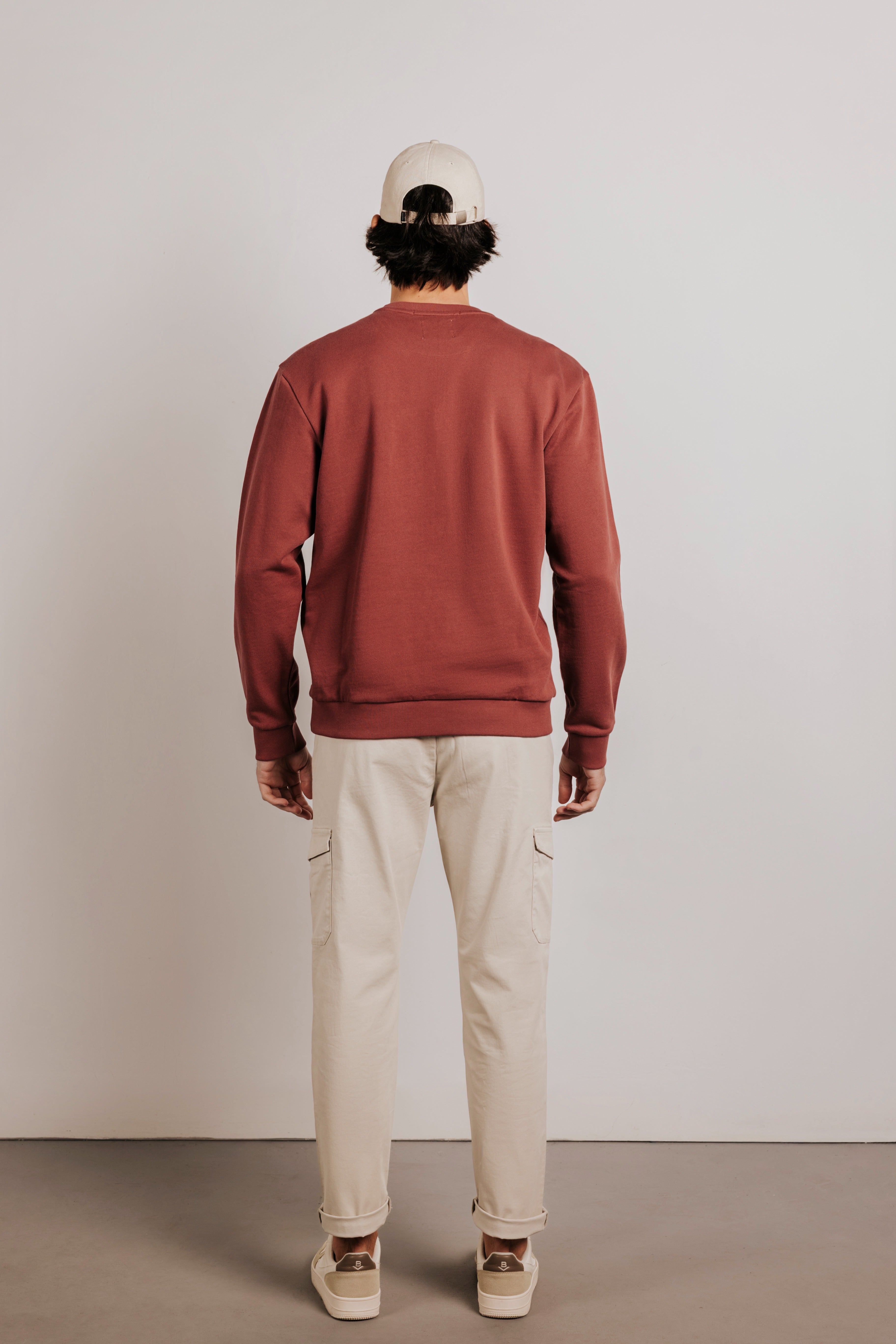 Sudadera confort bordado