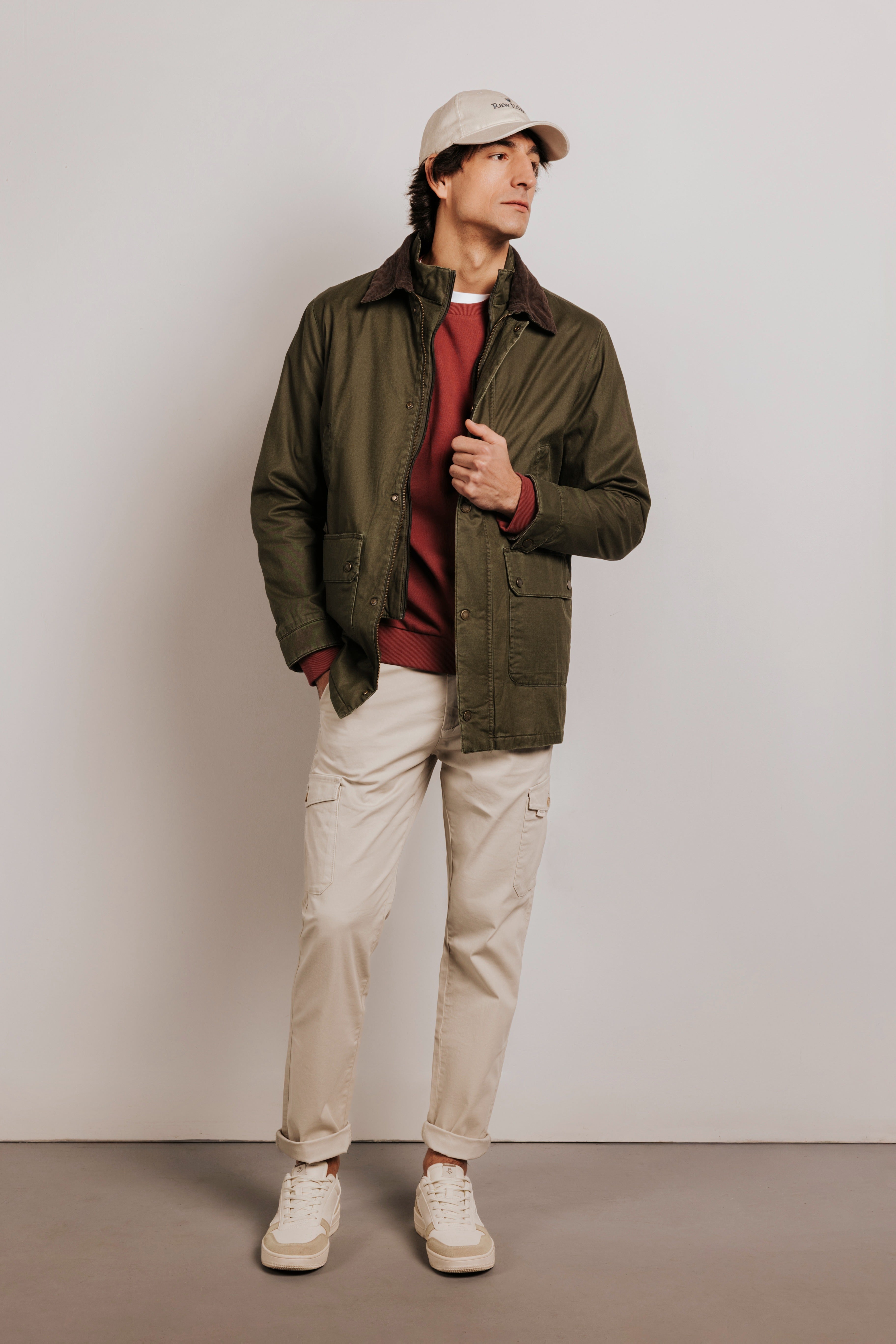 Sudadera confort bordado