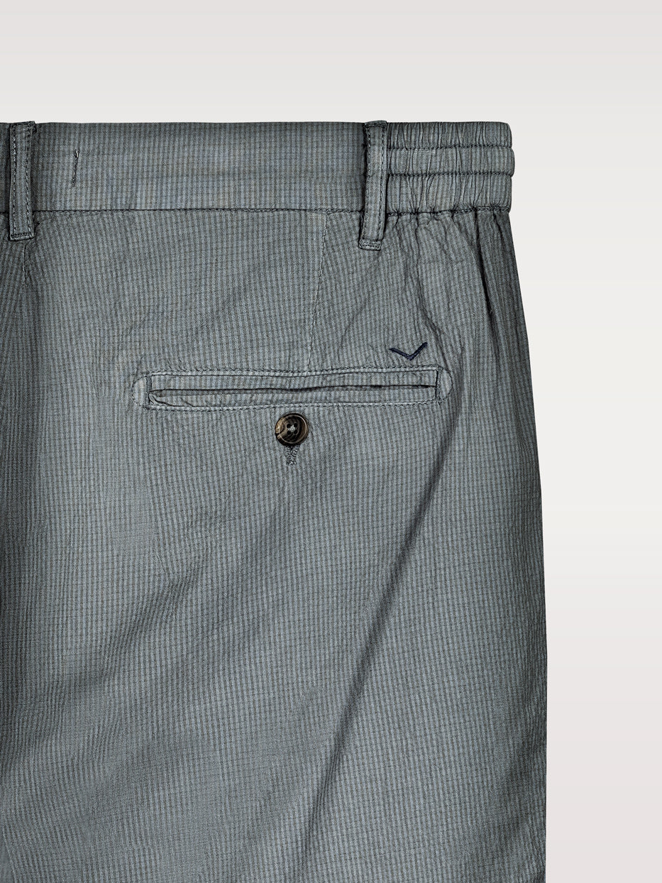 Pantalón relaxed seersucker