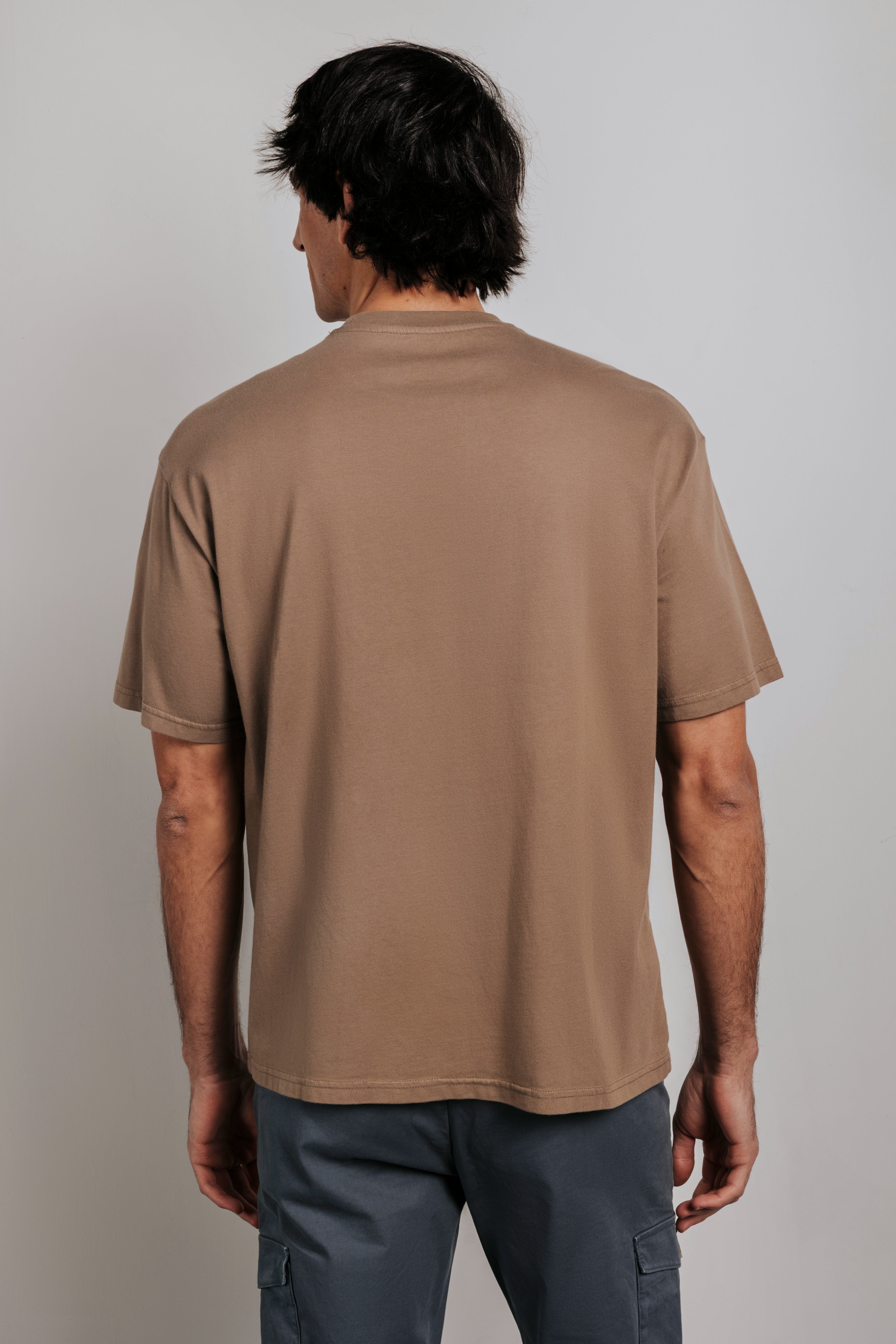 Camiseta oversize figuras