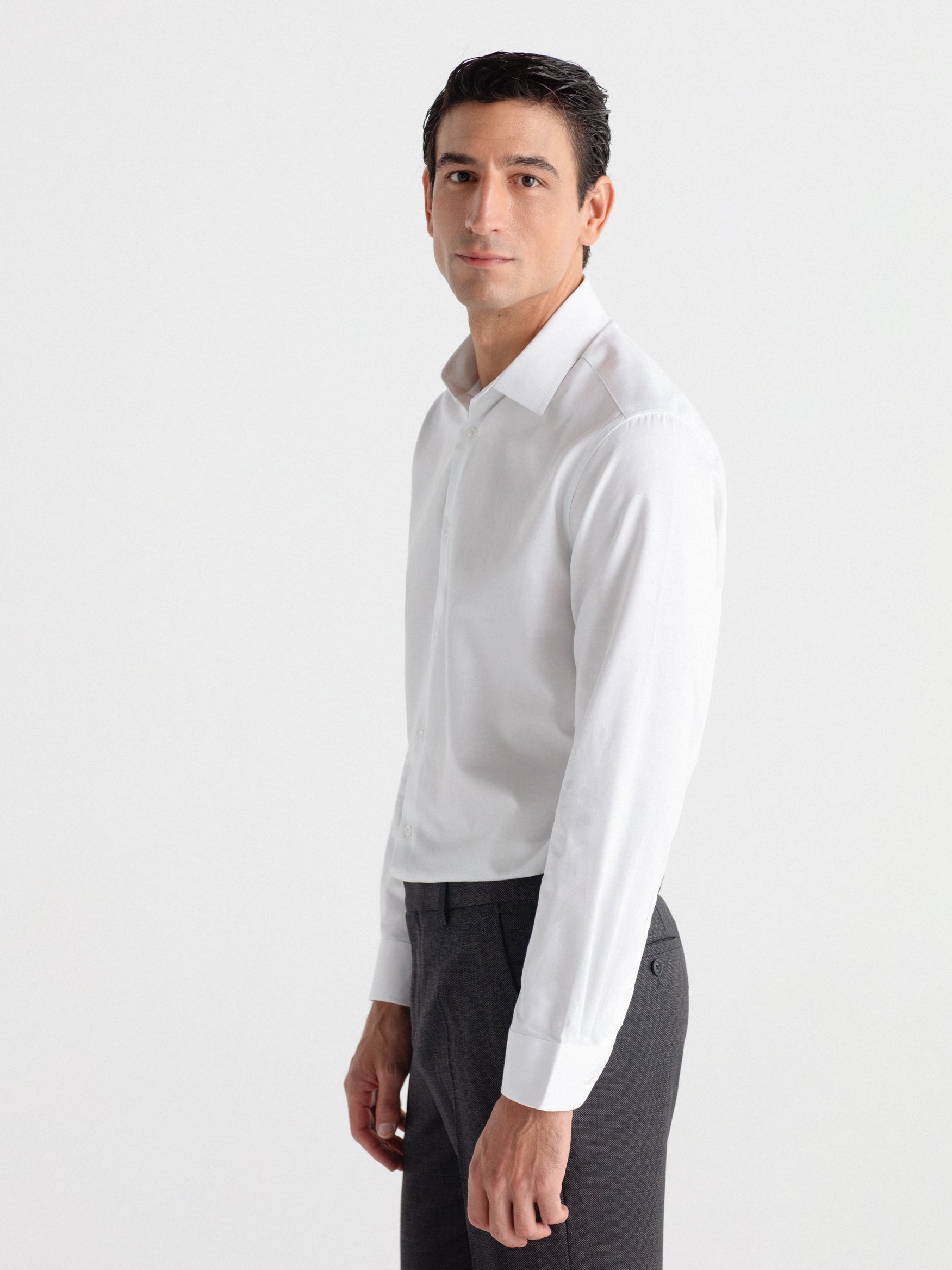 Camisa vestir slim fit fácil planchado