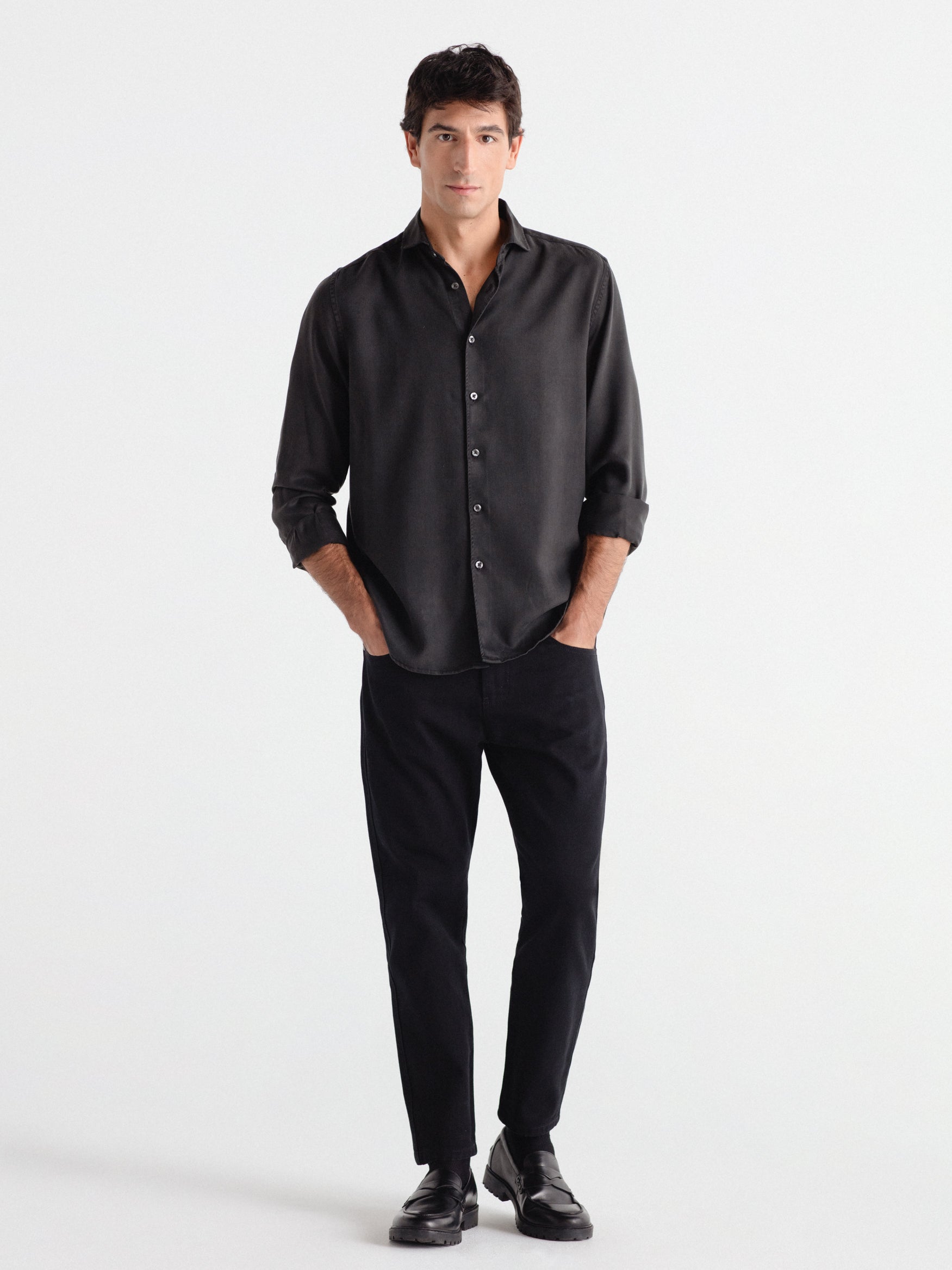 Pantalón cinco bolsillos tapered