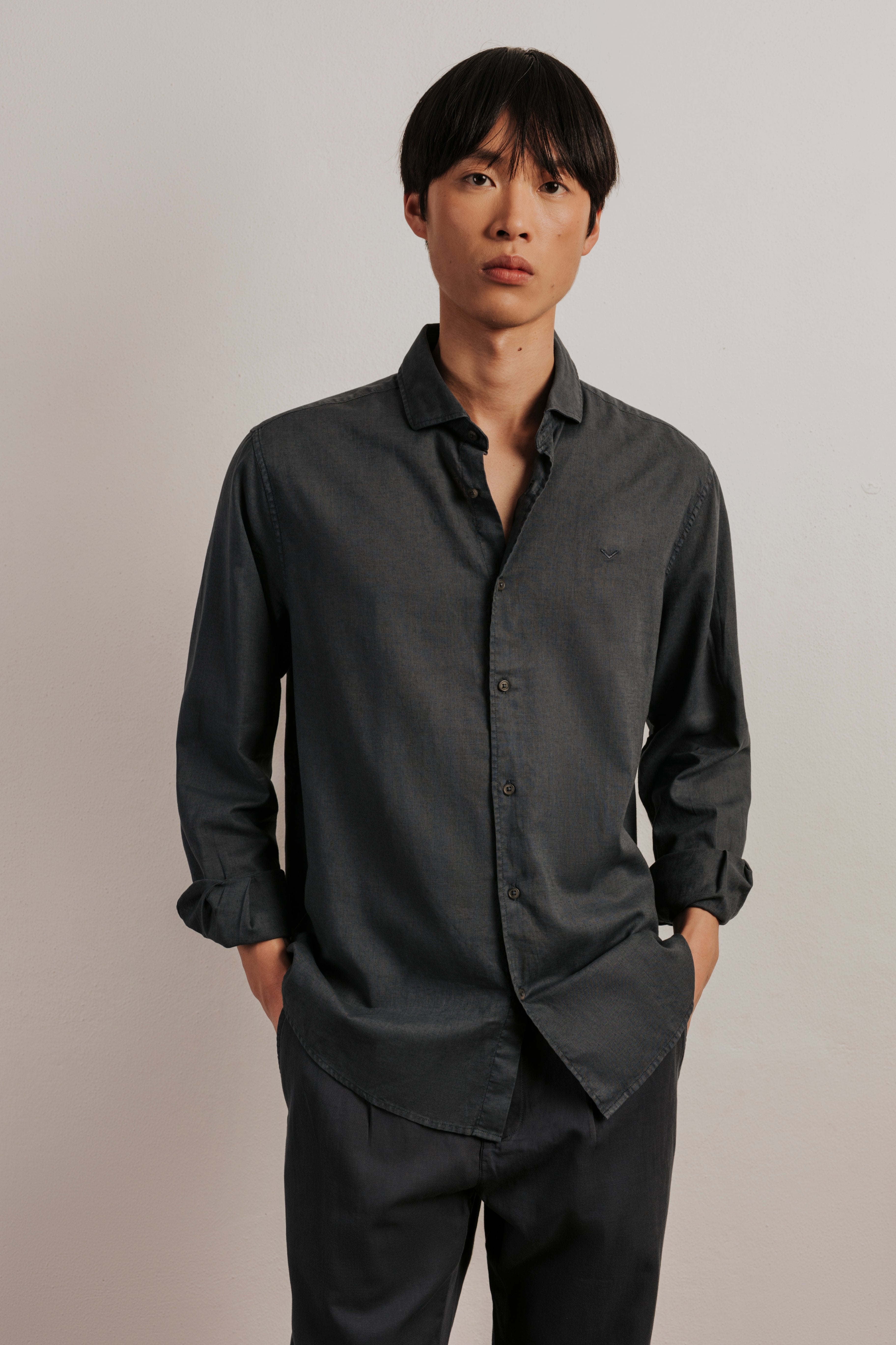 Camisa regular fit lino