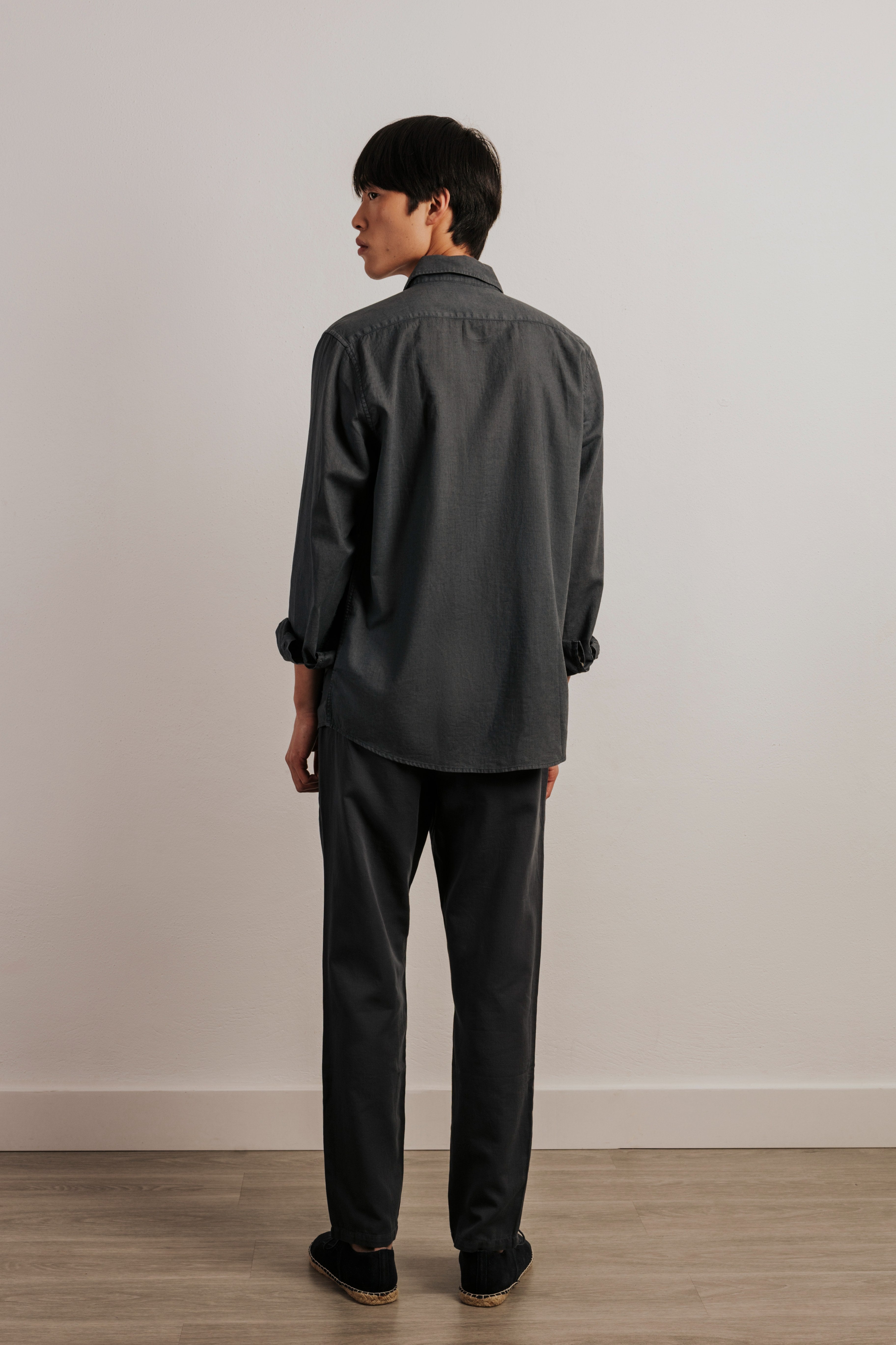 Camisa regular fit lino