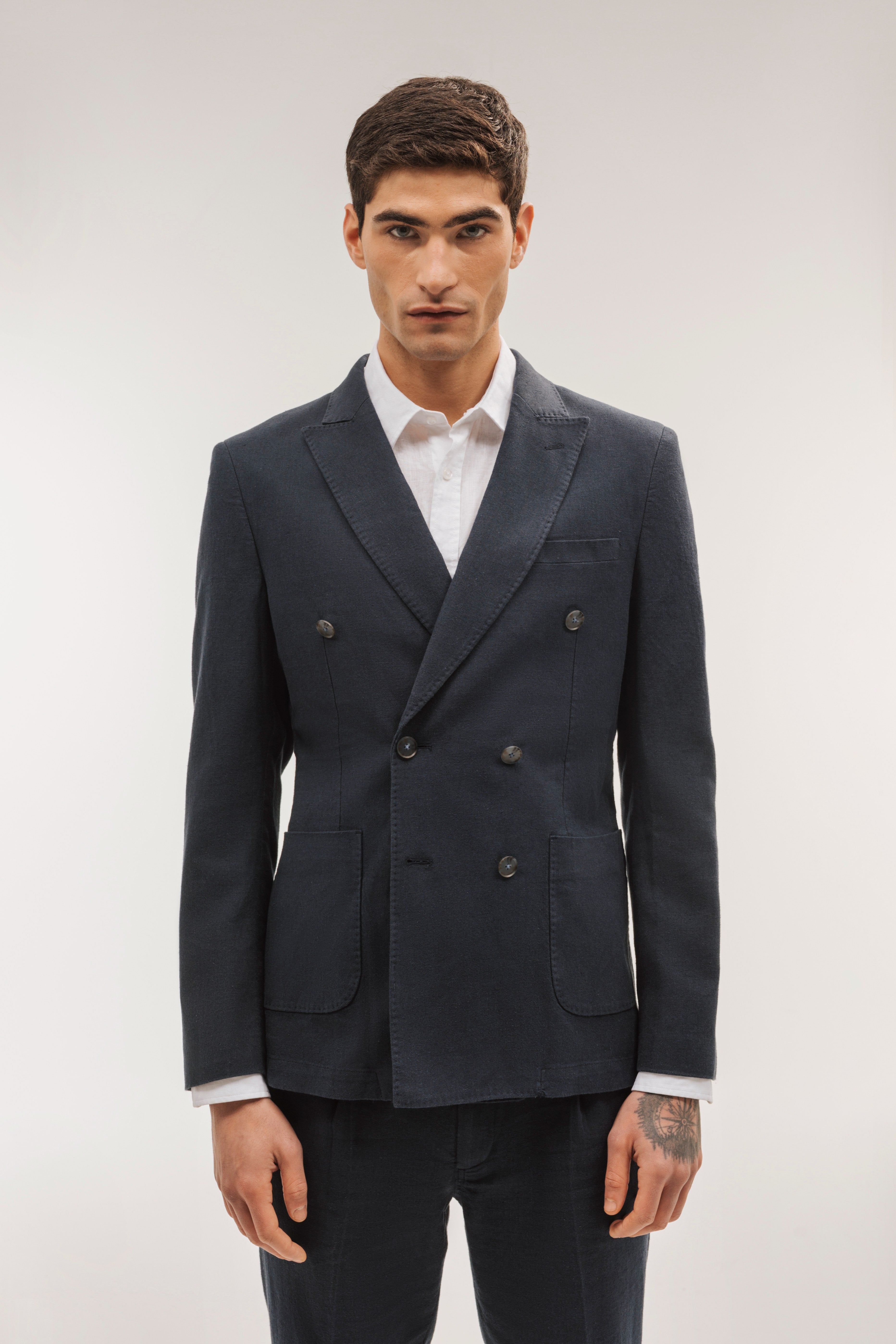 Americana cruzada lino