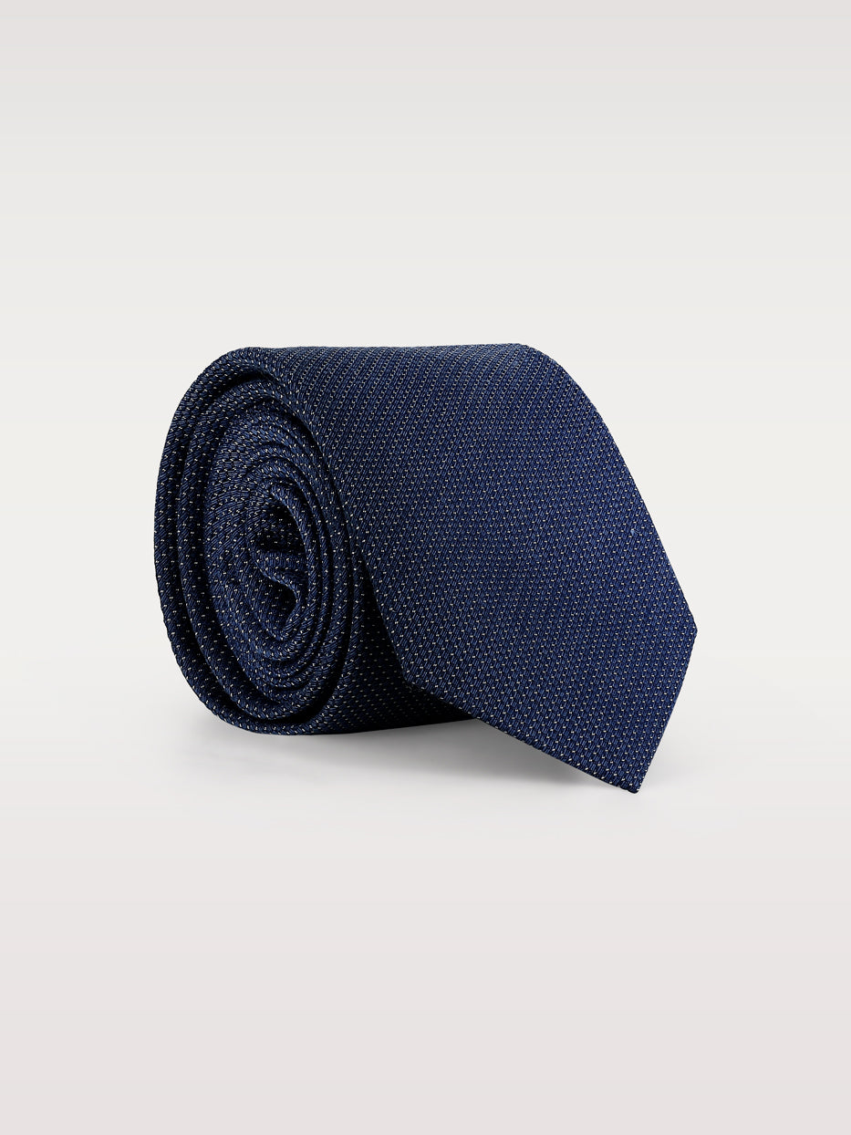 Corbata con seda motivos geométricos