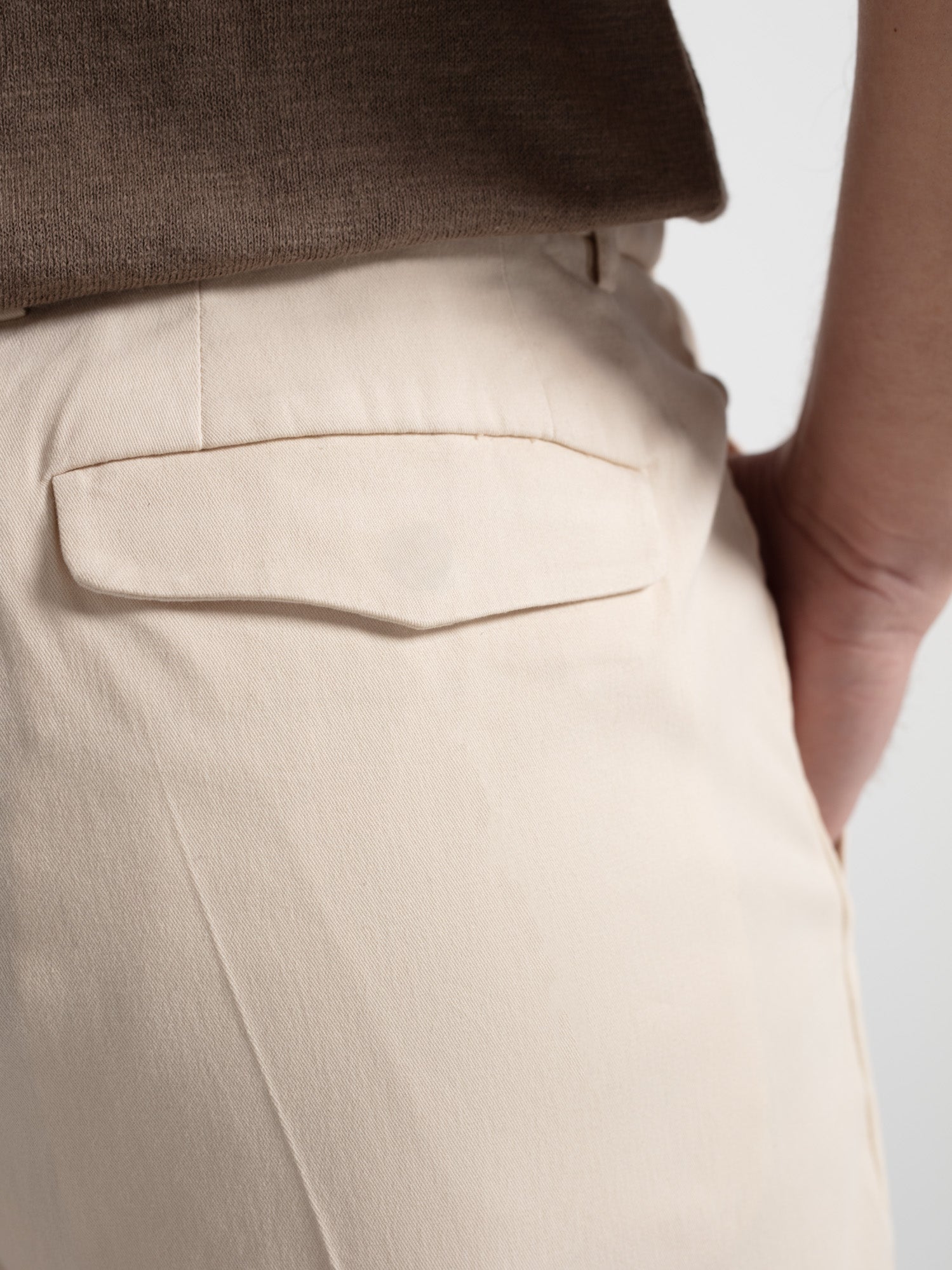 Pants with pleats