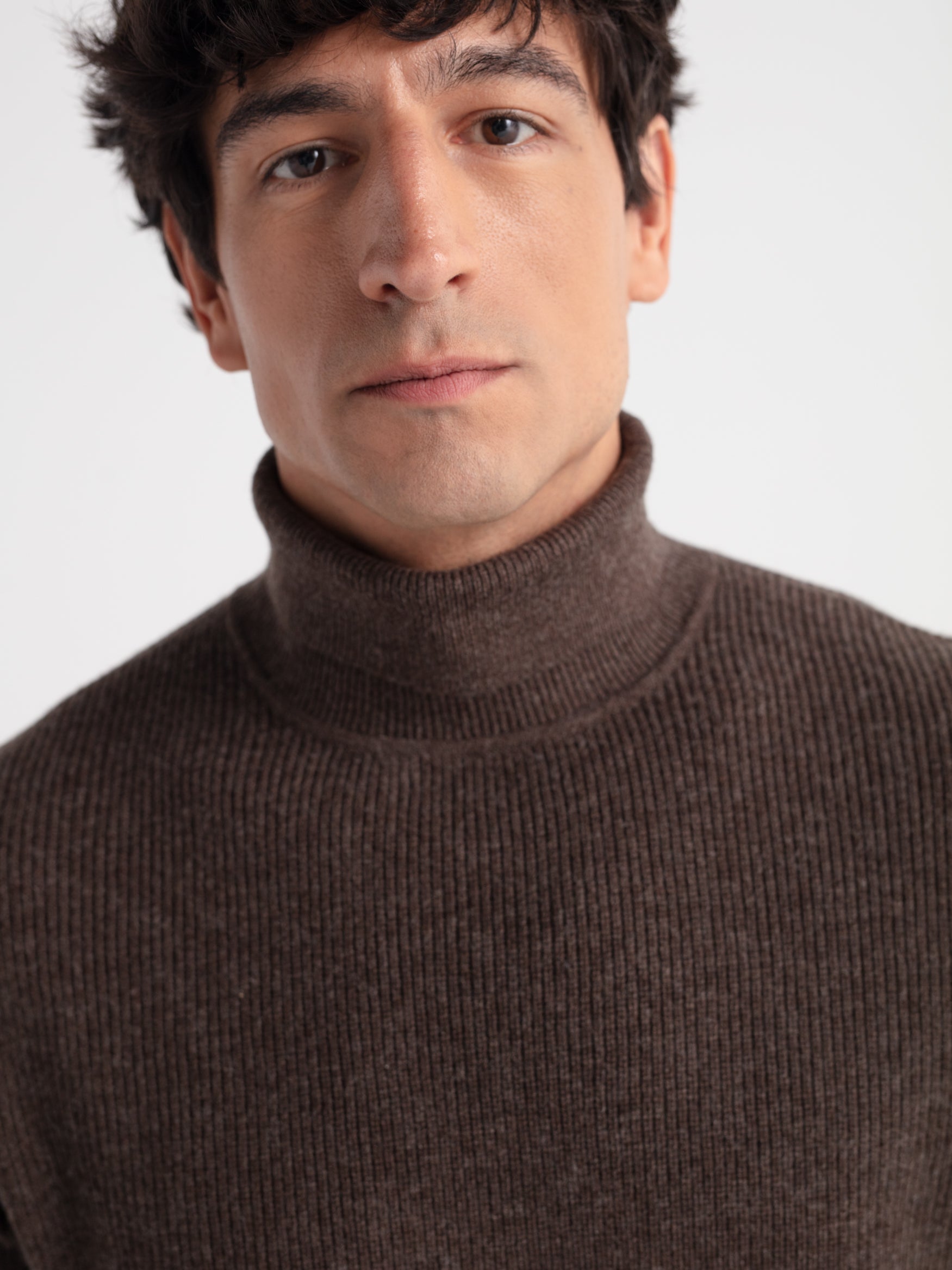 Jersey cuello alto punto ingles