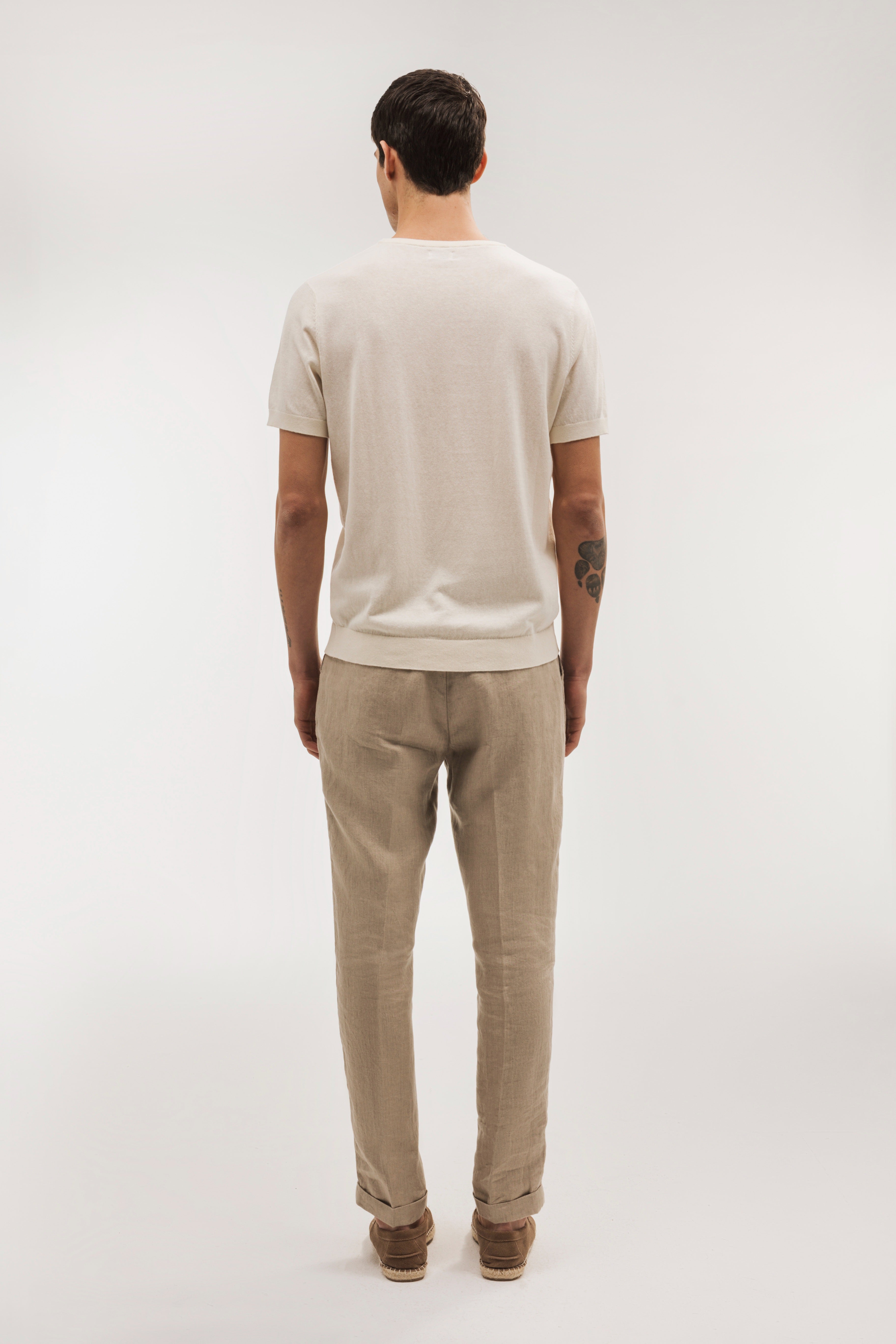 Short-sleeved knitted t-shirt