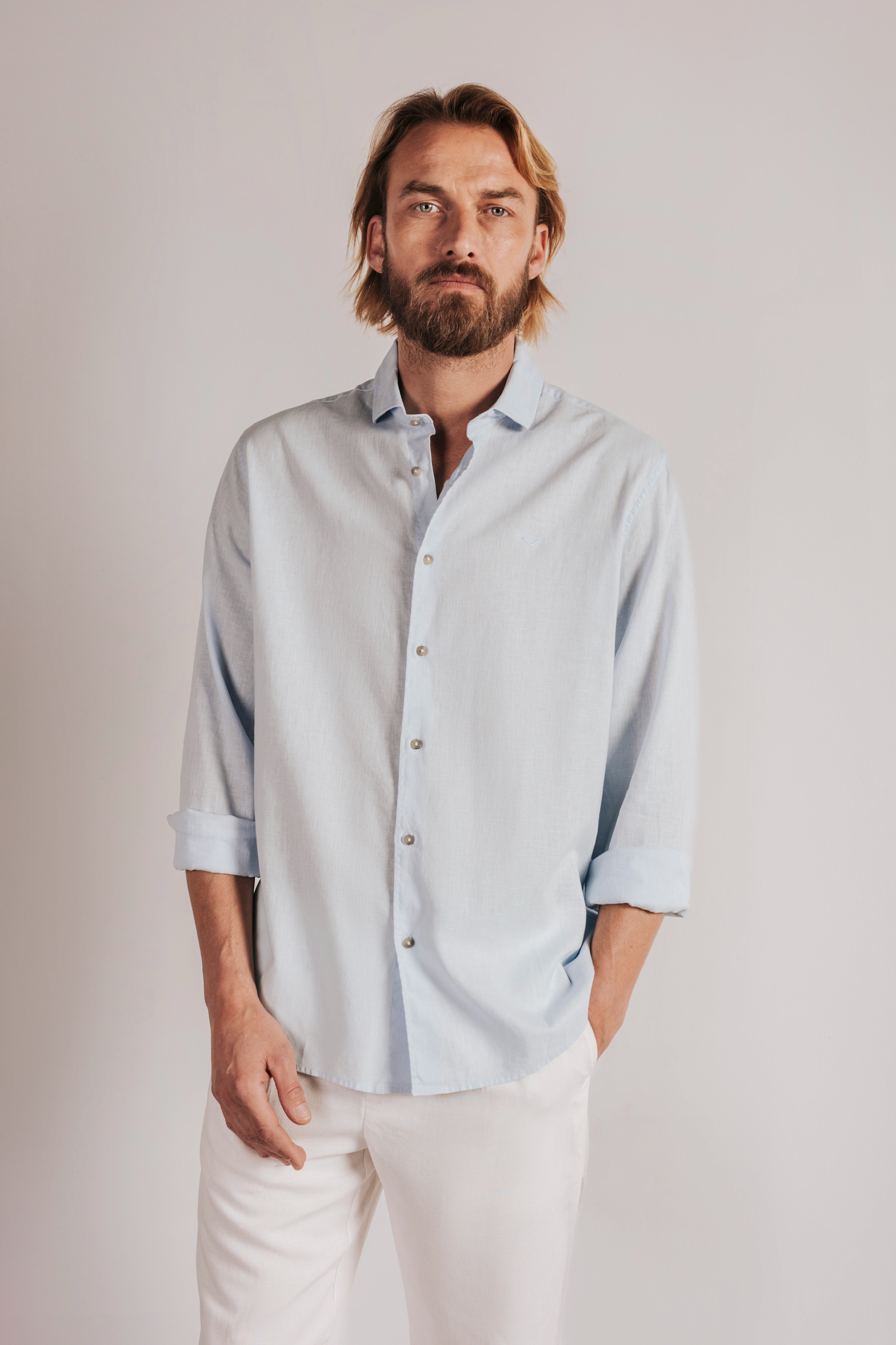 Camisa regular fit lino