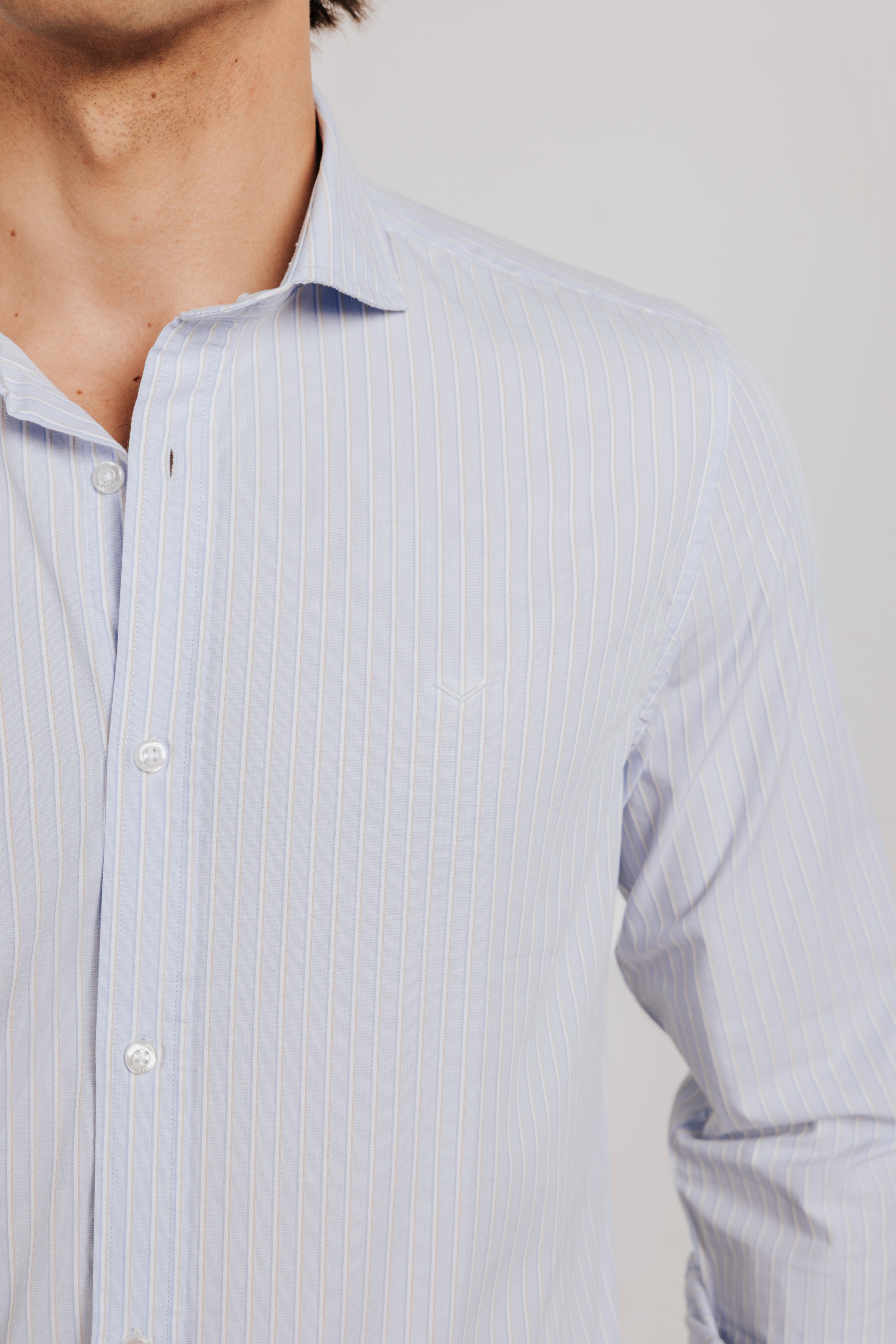 Camisa slim fit rayas popelin