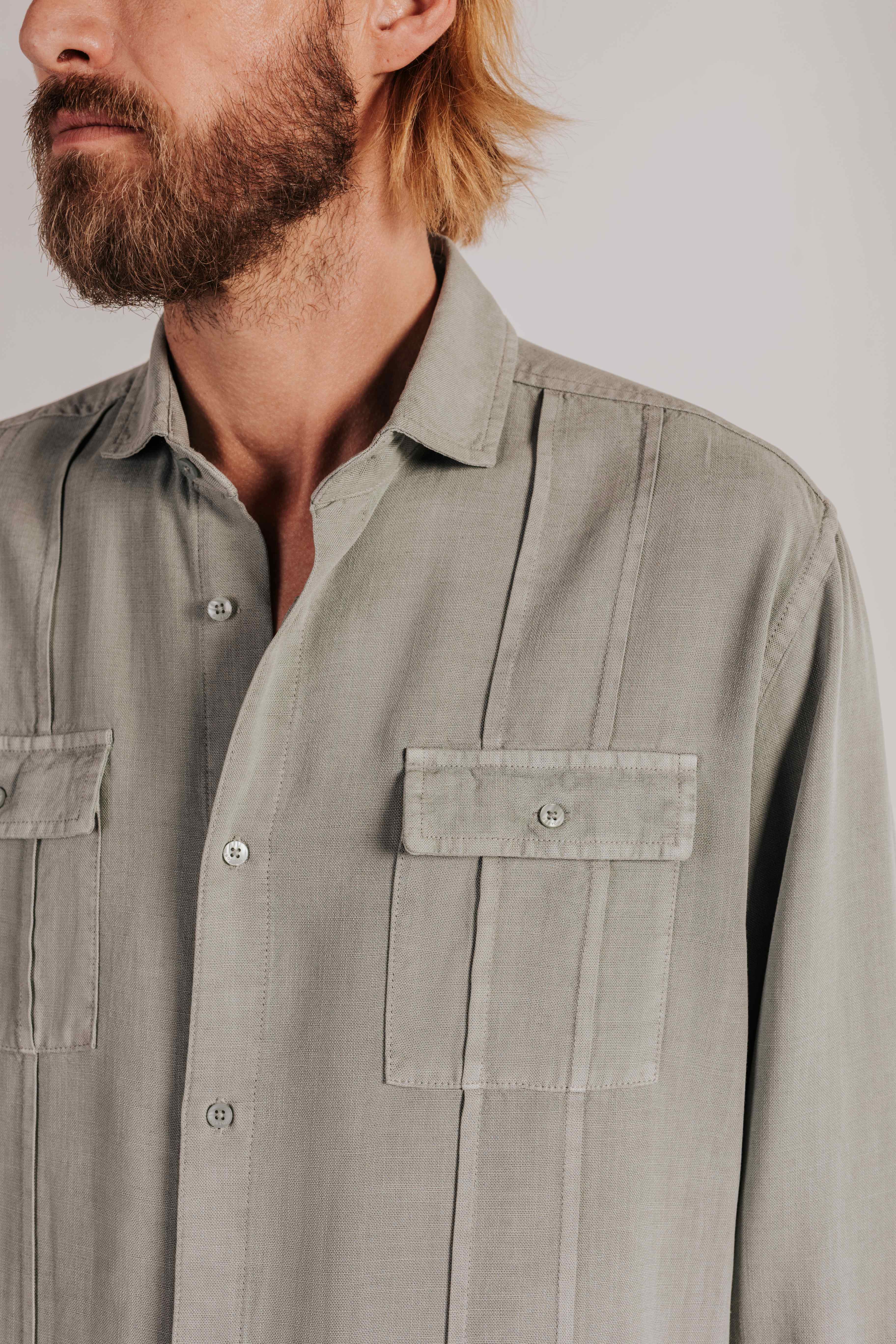 Camisa regular fit guayabera