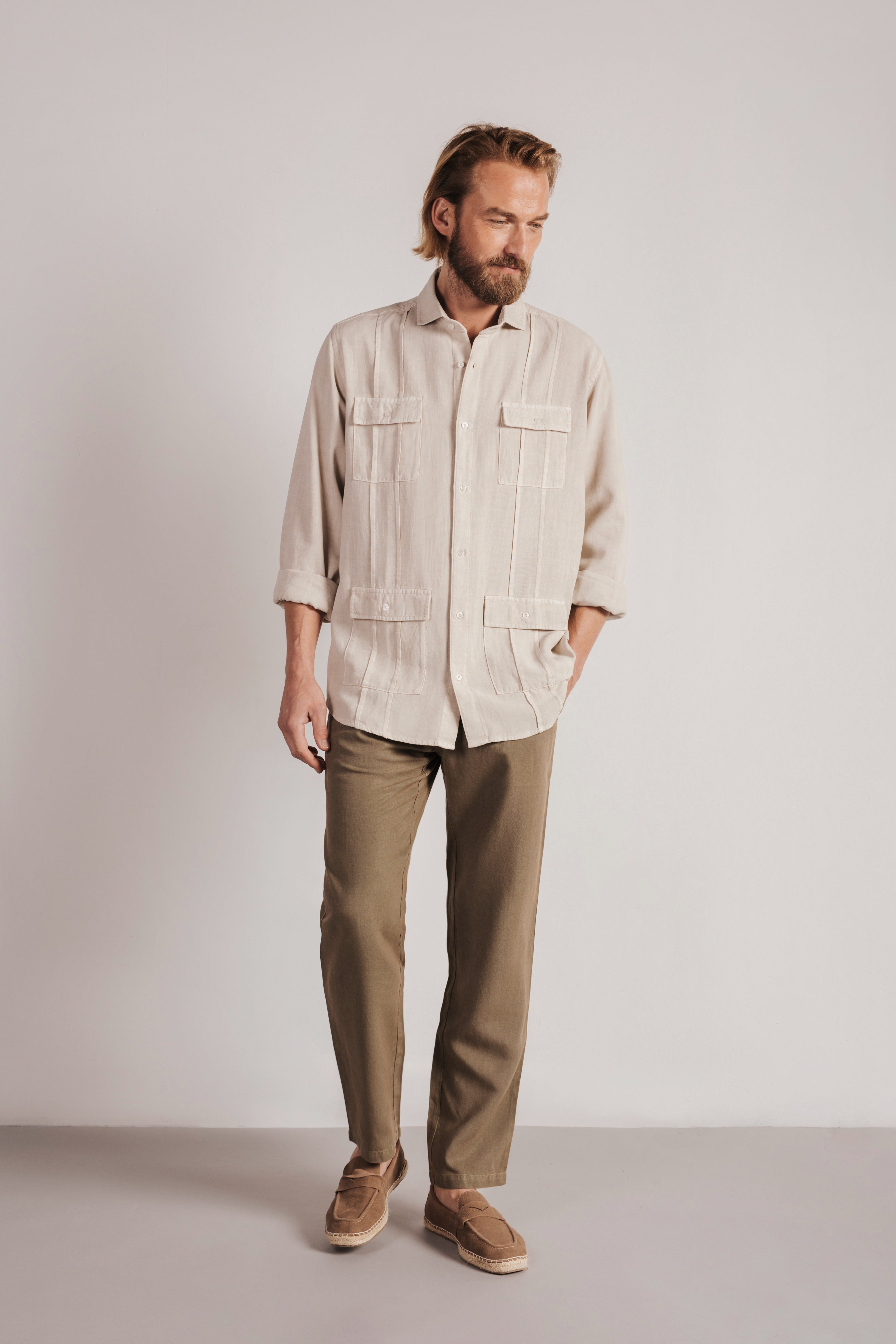 Camisa regular fit guayabera