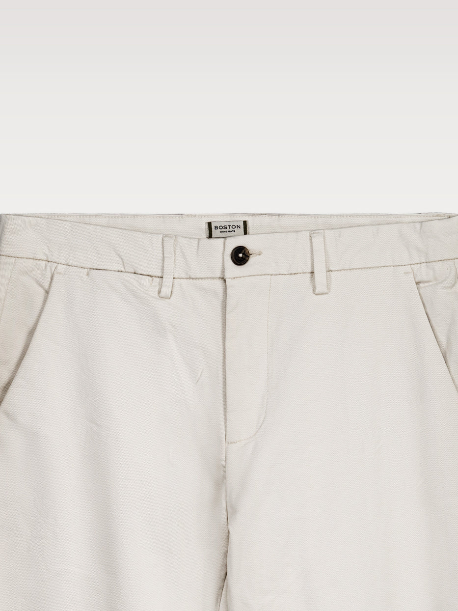 Pantalón chino slim fit esencial