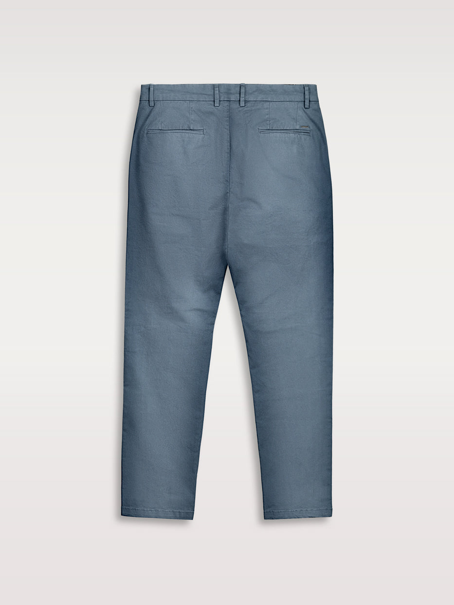 Pantalón chino slim fit esencial