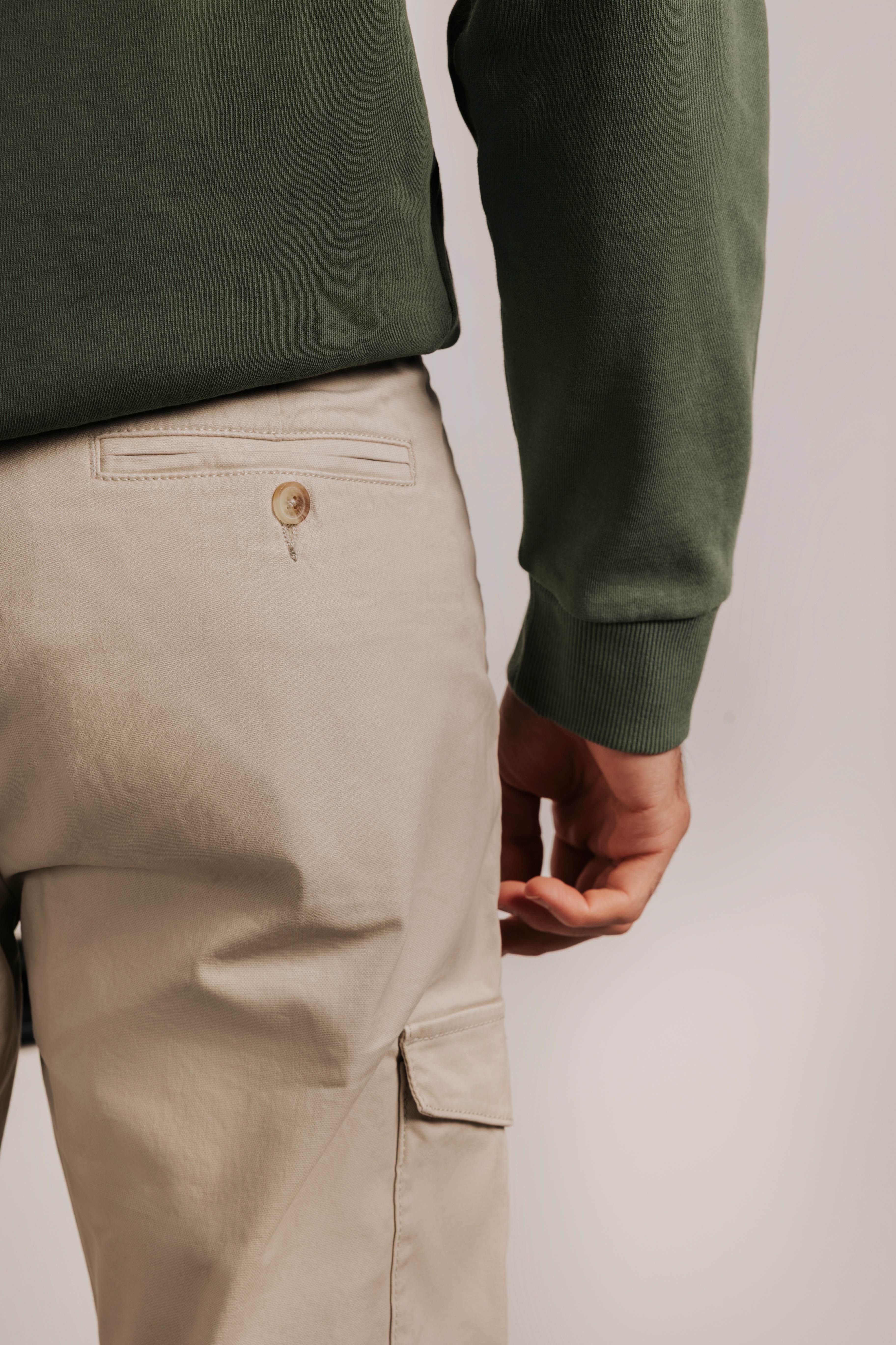 Pantalón chino cargo