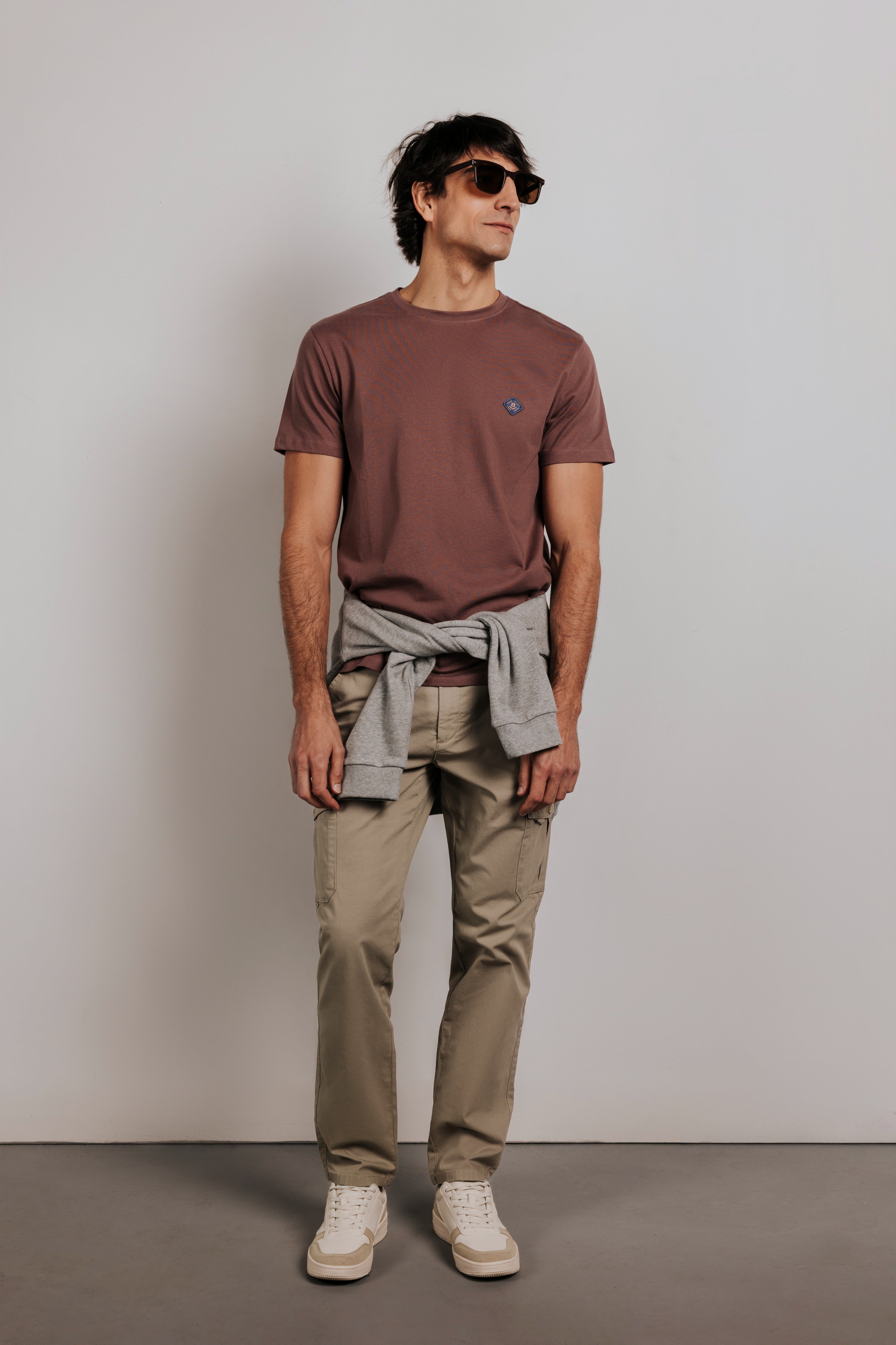 Pantalón chino cargo