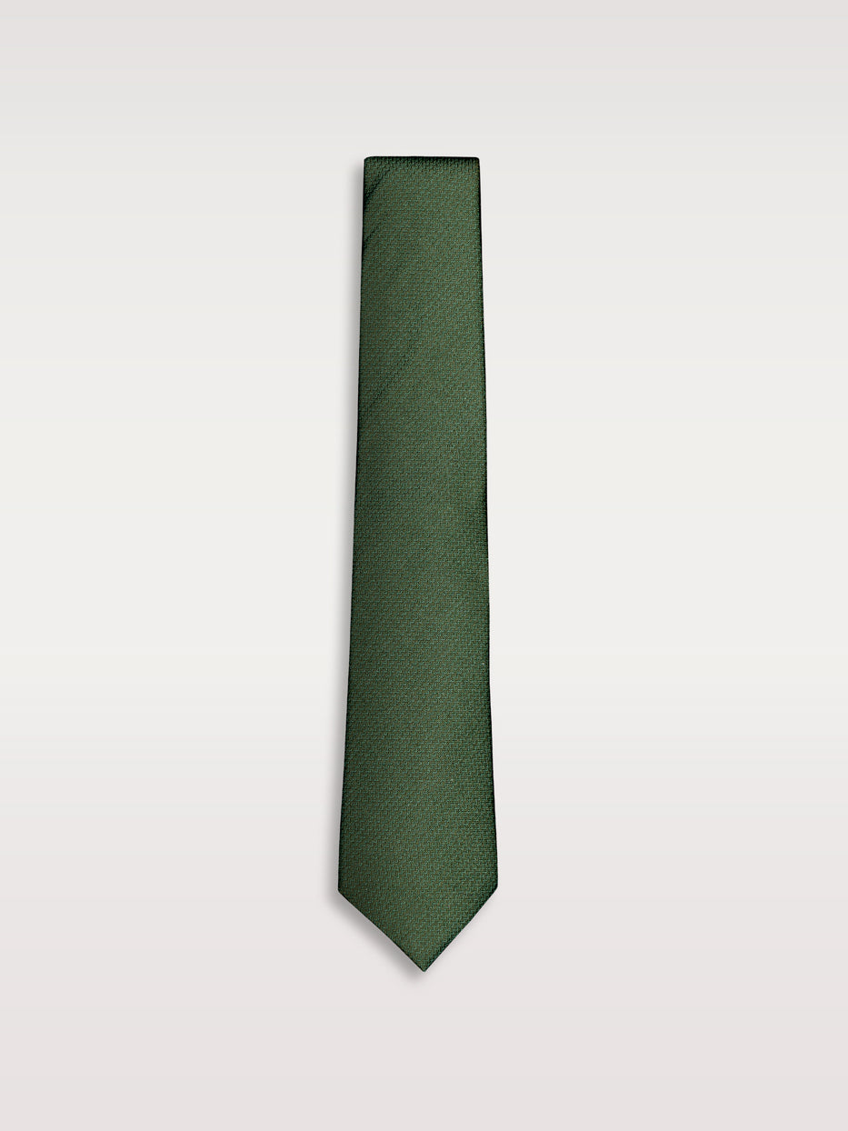 Plain tie