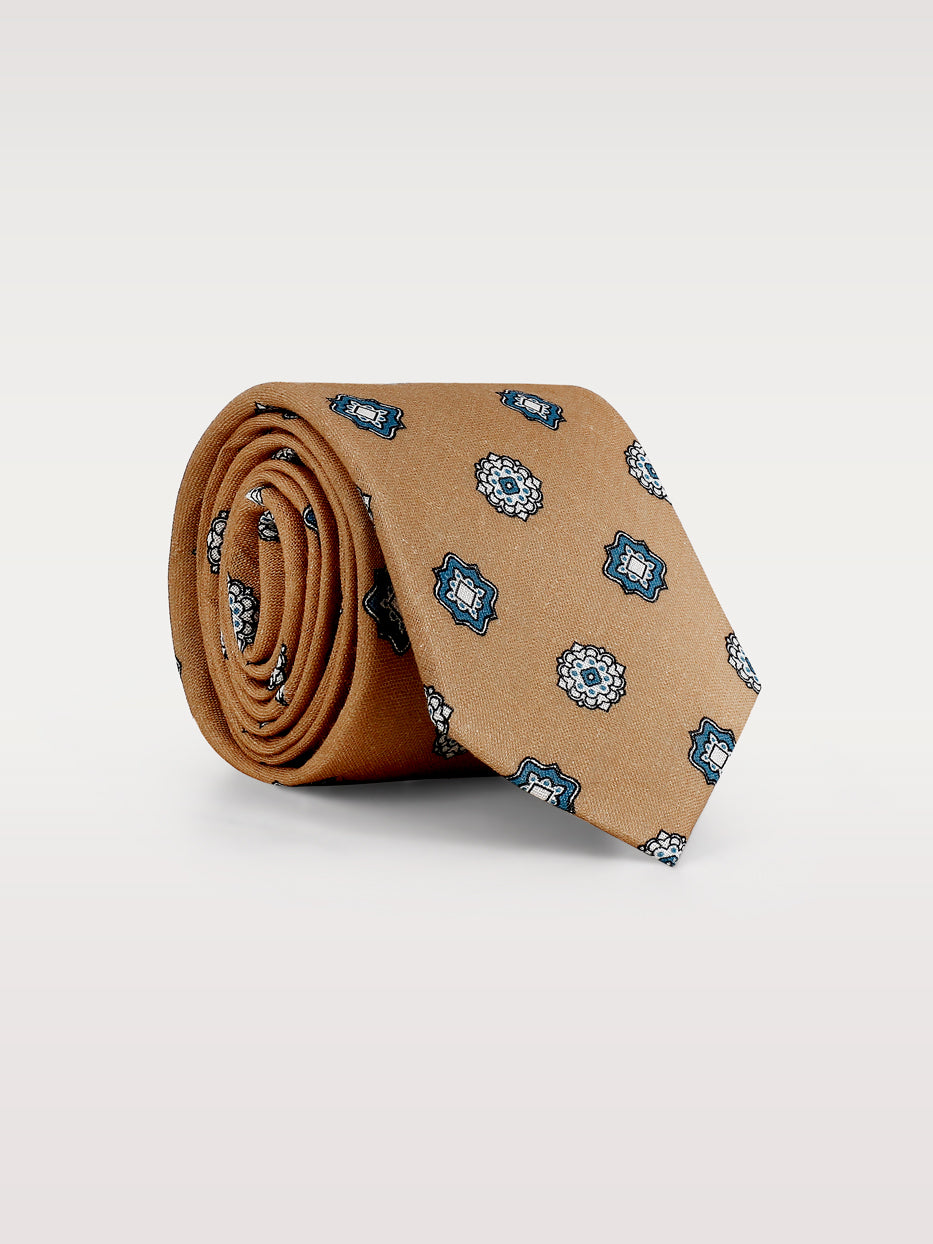 Tie tie rack