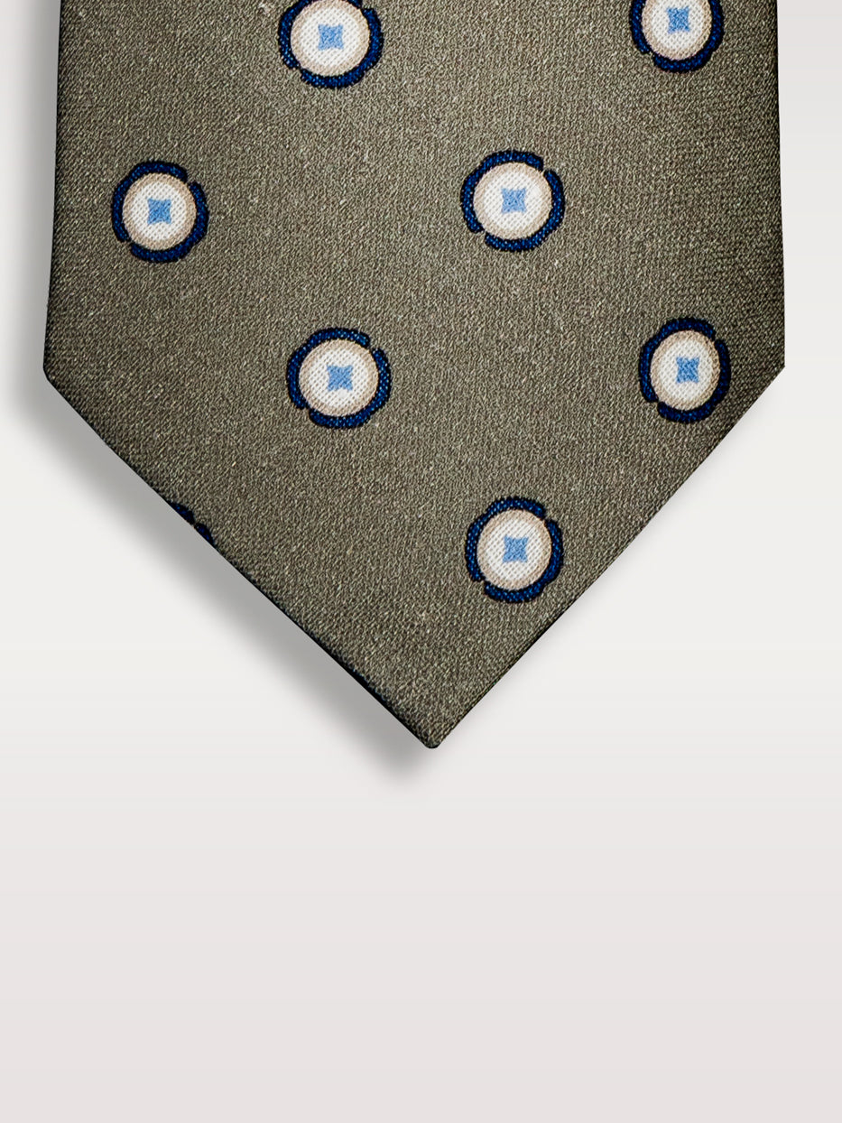 Tie tie rack
